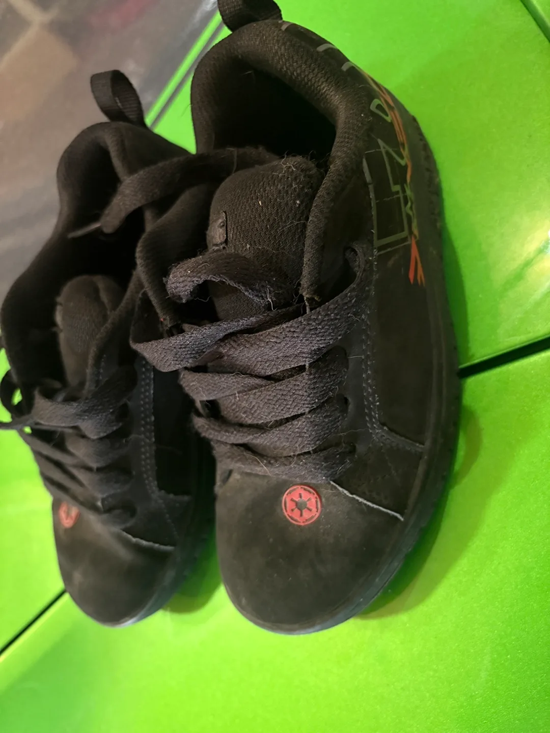 DC Star Wars Youth Skate Shoes - Size 3 thumbnail