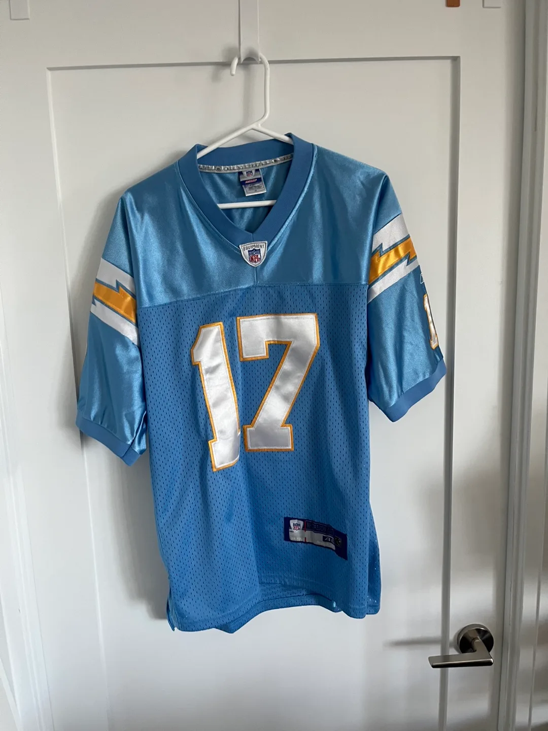 Reebok Chargers Rivers #17 Jersey Size 48 image indicator(2)