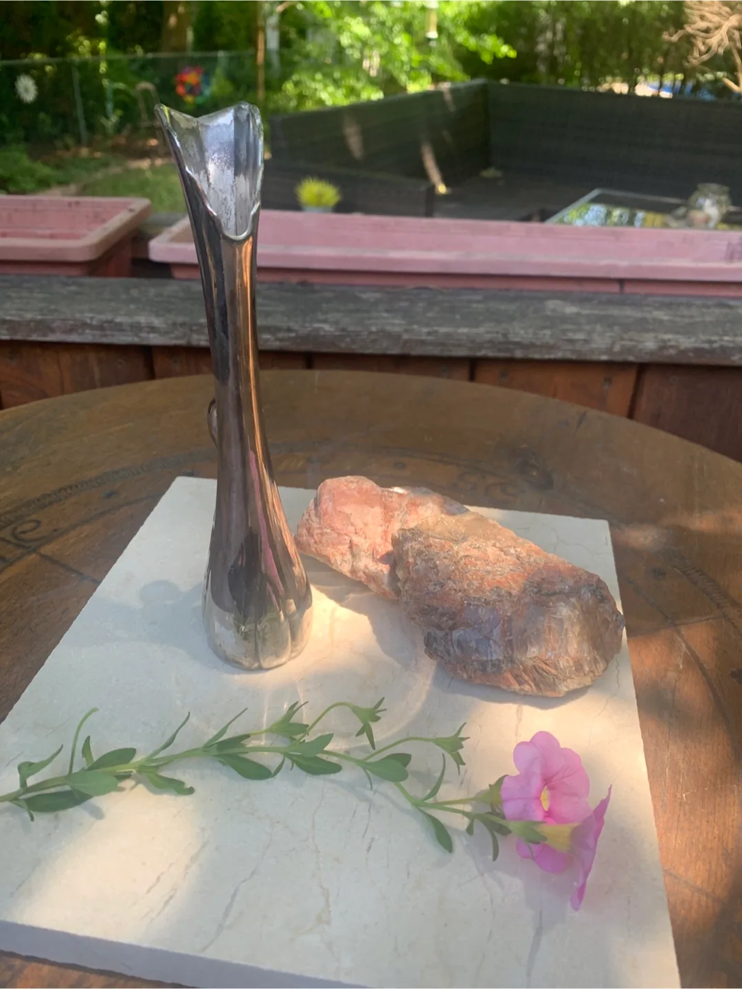 Vintage Silver Swan Vase image indicator(4)