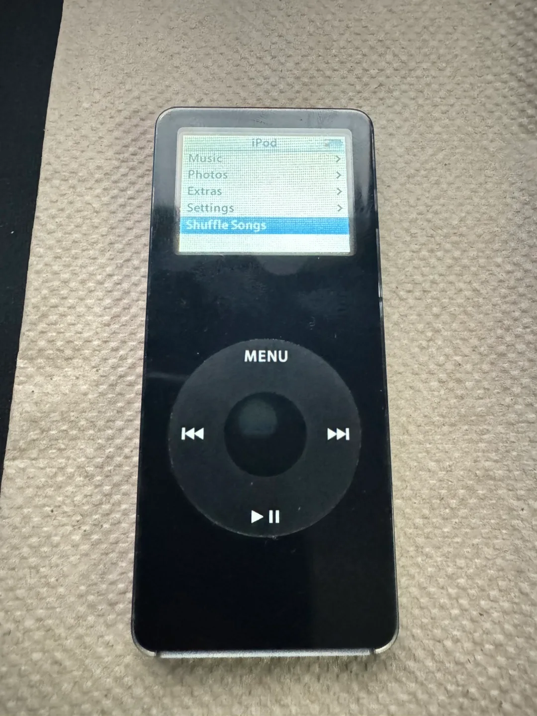 Apple iPod Nano 1GB - Black thumbnail