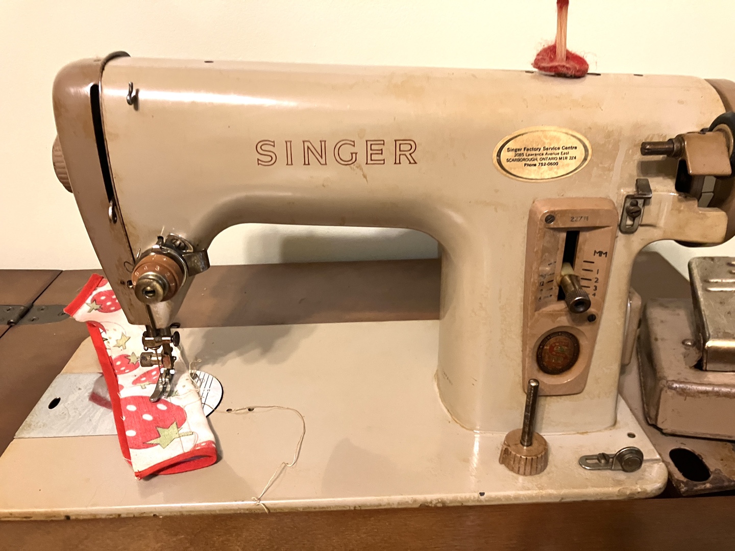 Vintage singer sewing machine 227M - photo 3