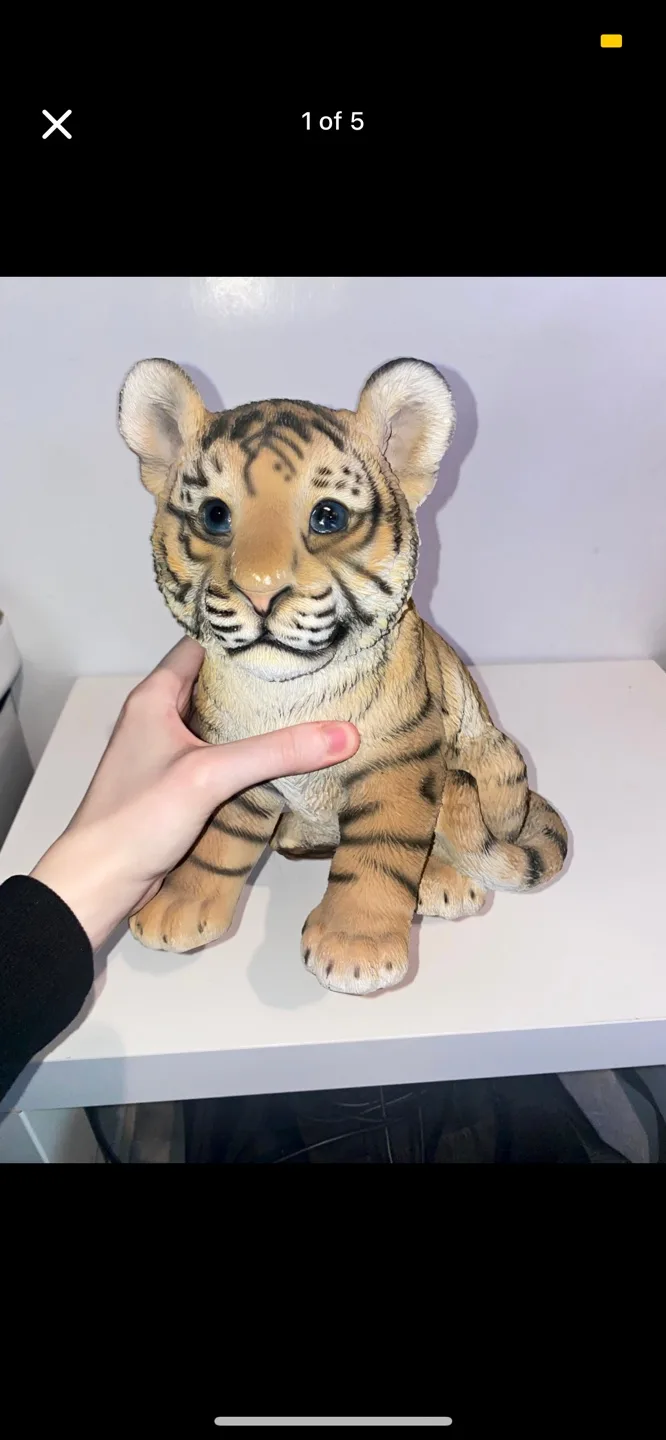 Tiger Baby Statue Ornament thumbnail