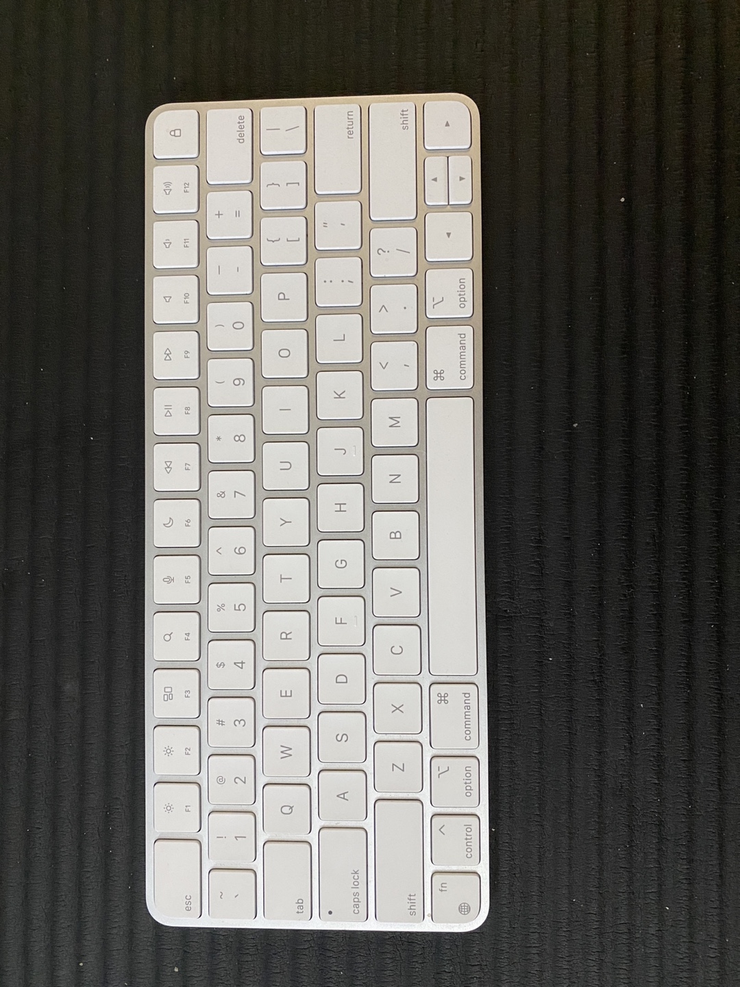 Apple Magic Keyboard Wireless