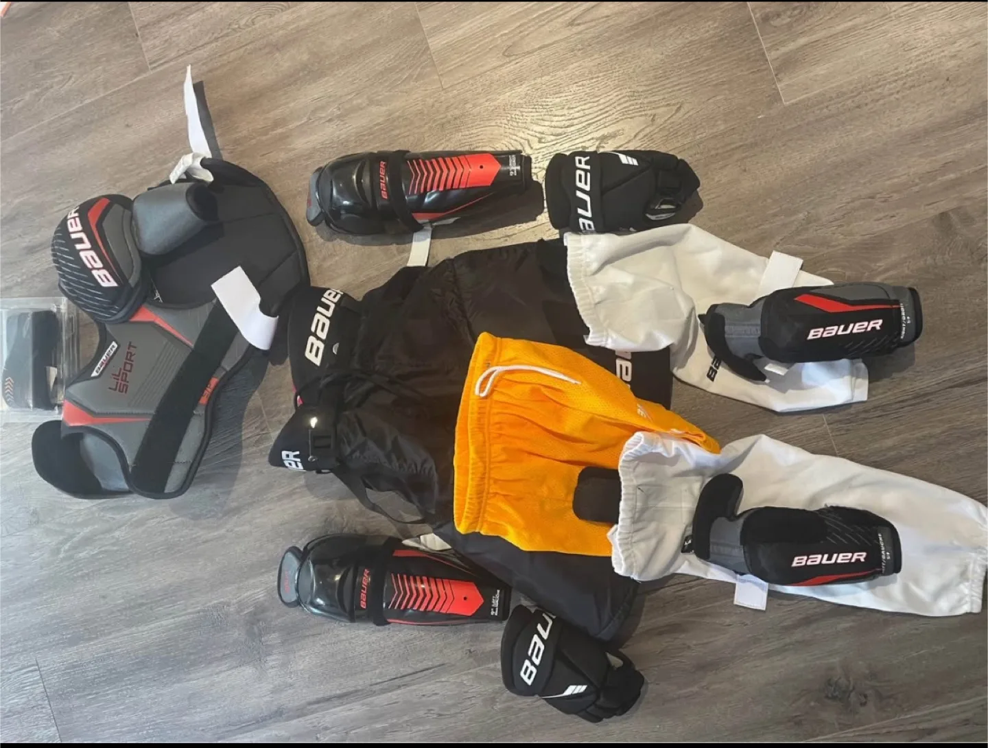 Bauer Hockey Gear Set thumbnail