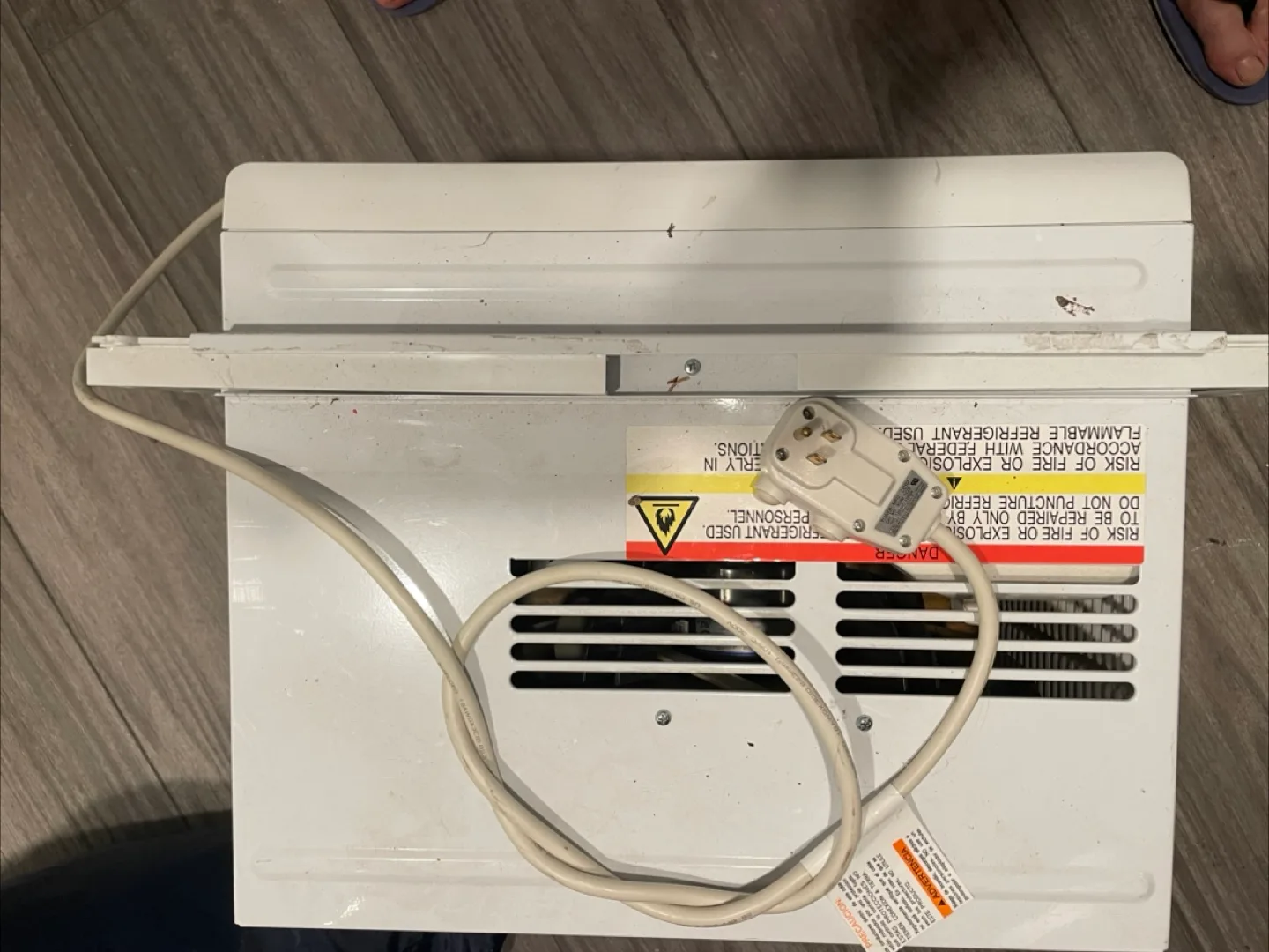 GE Window Air Conditioner-8000 BTU image indicator(3)