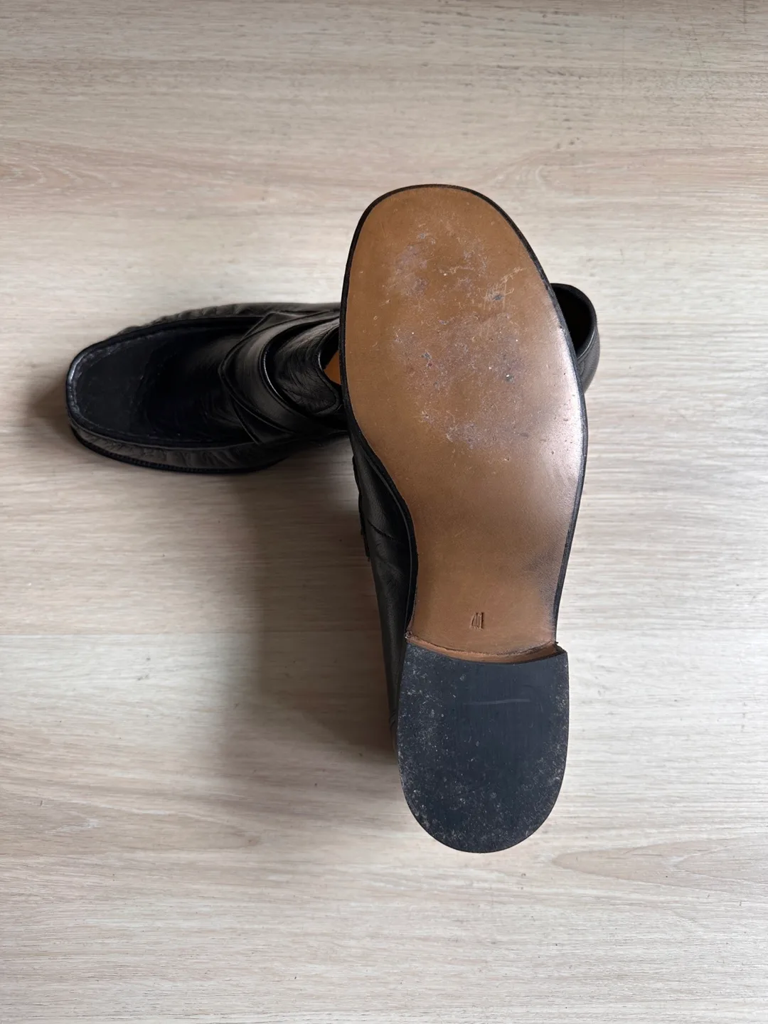 Doris Brown Black Leather Loafers image indicator(6)