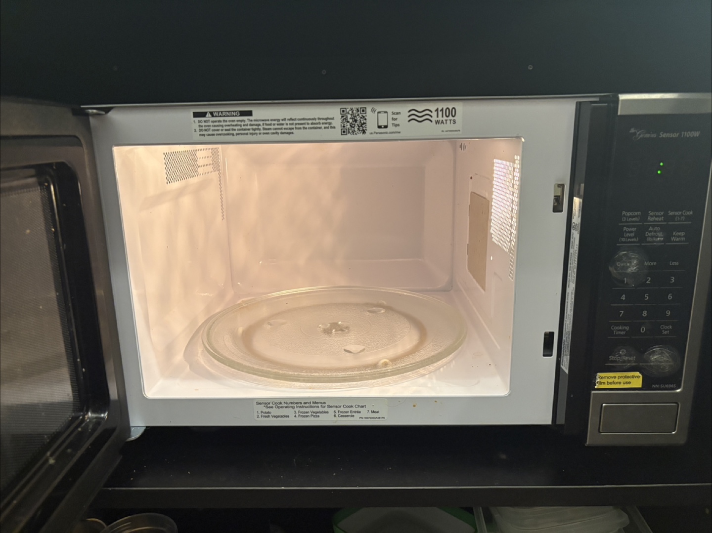 Panasonic Genius Sensor 1100W Microwave - photo 2
