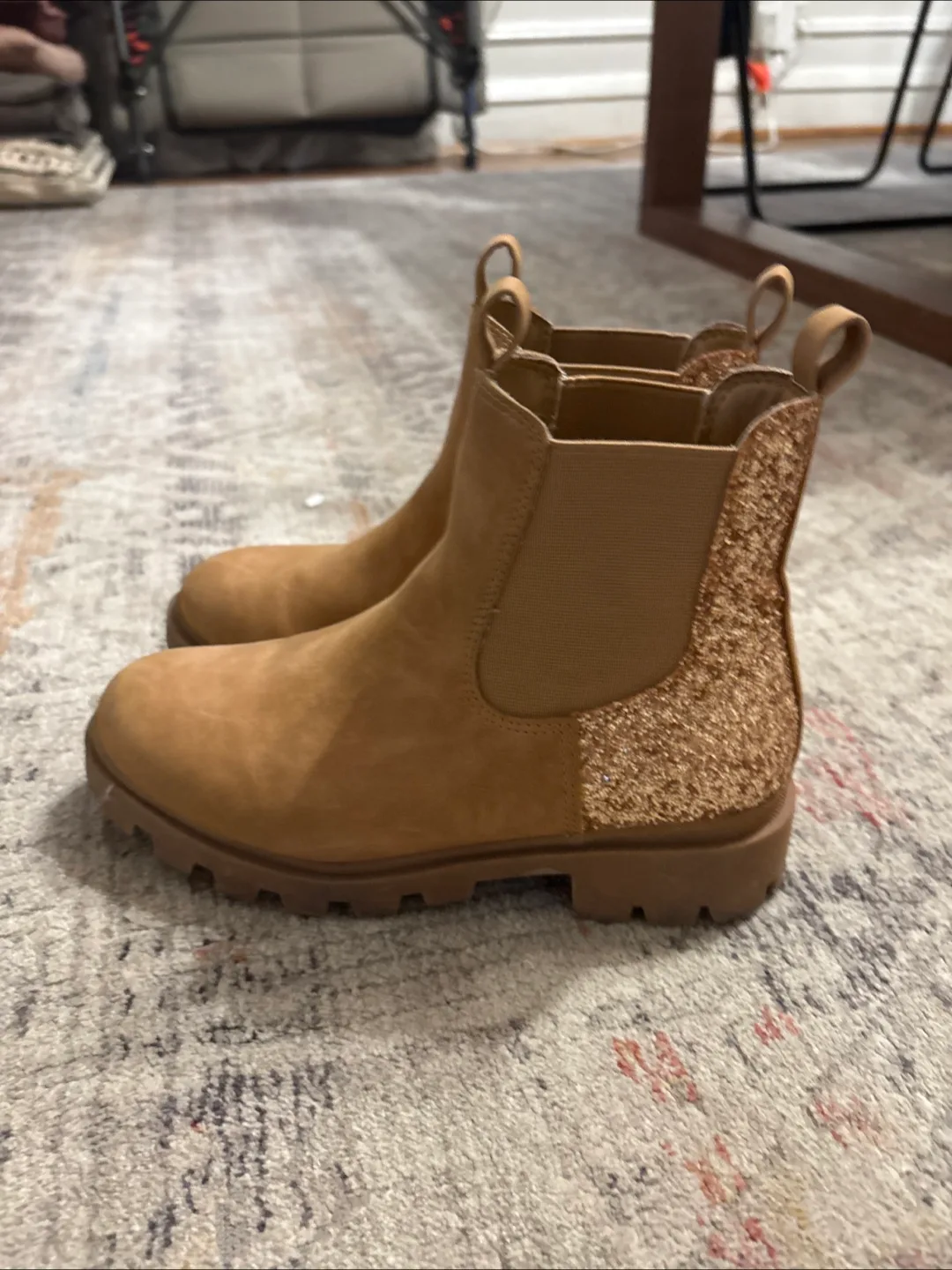 Girls' Cat & Jack Tan Chelsea Boots - Size 1 thumbnail