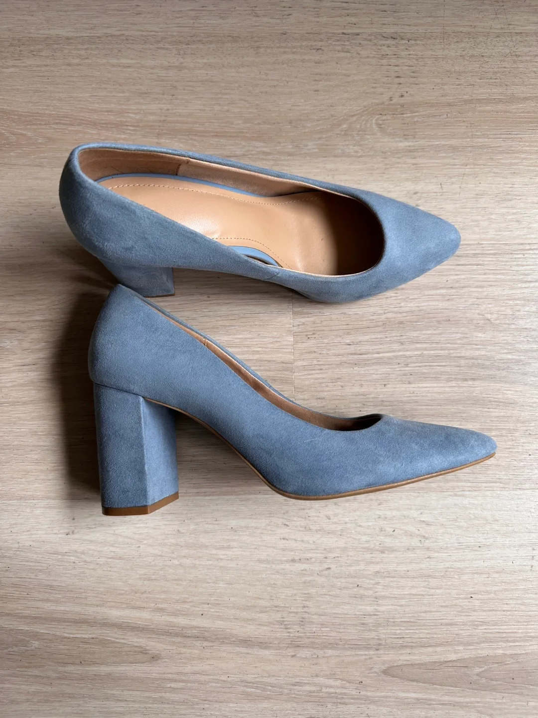 H&M Blue Suede Heels - Size EU 40 image indicator(3)