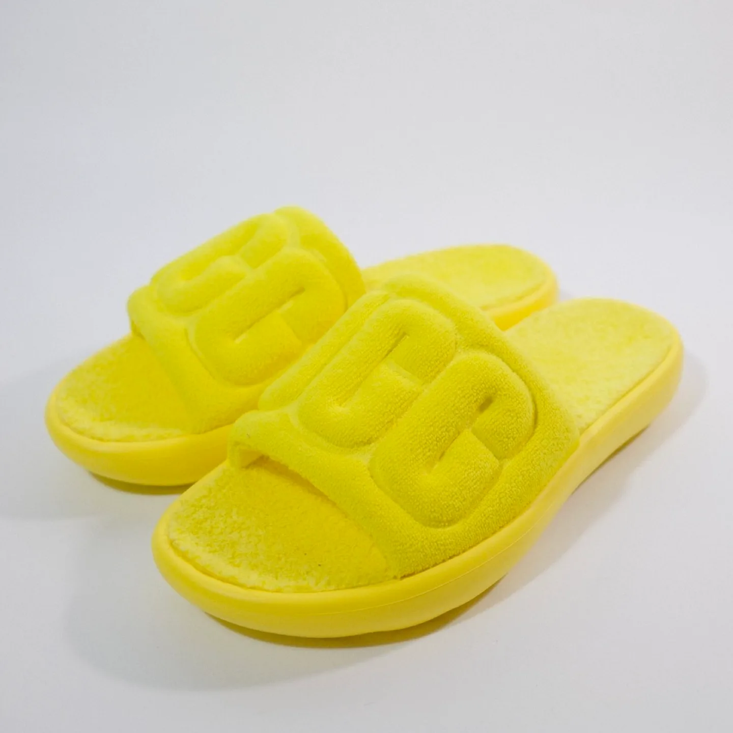 UGG Terry Mini Slide - Yellow - Size 9 thumbnail