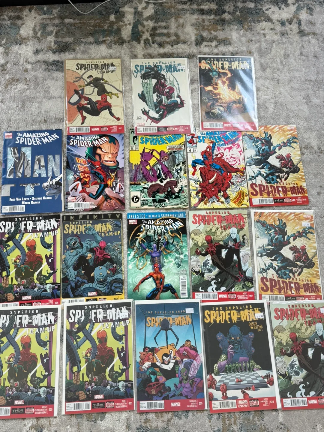 20 Comics MARVEL SPIDER-MAN thumbnail