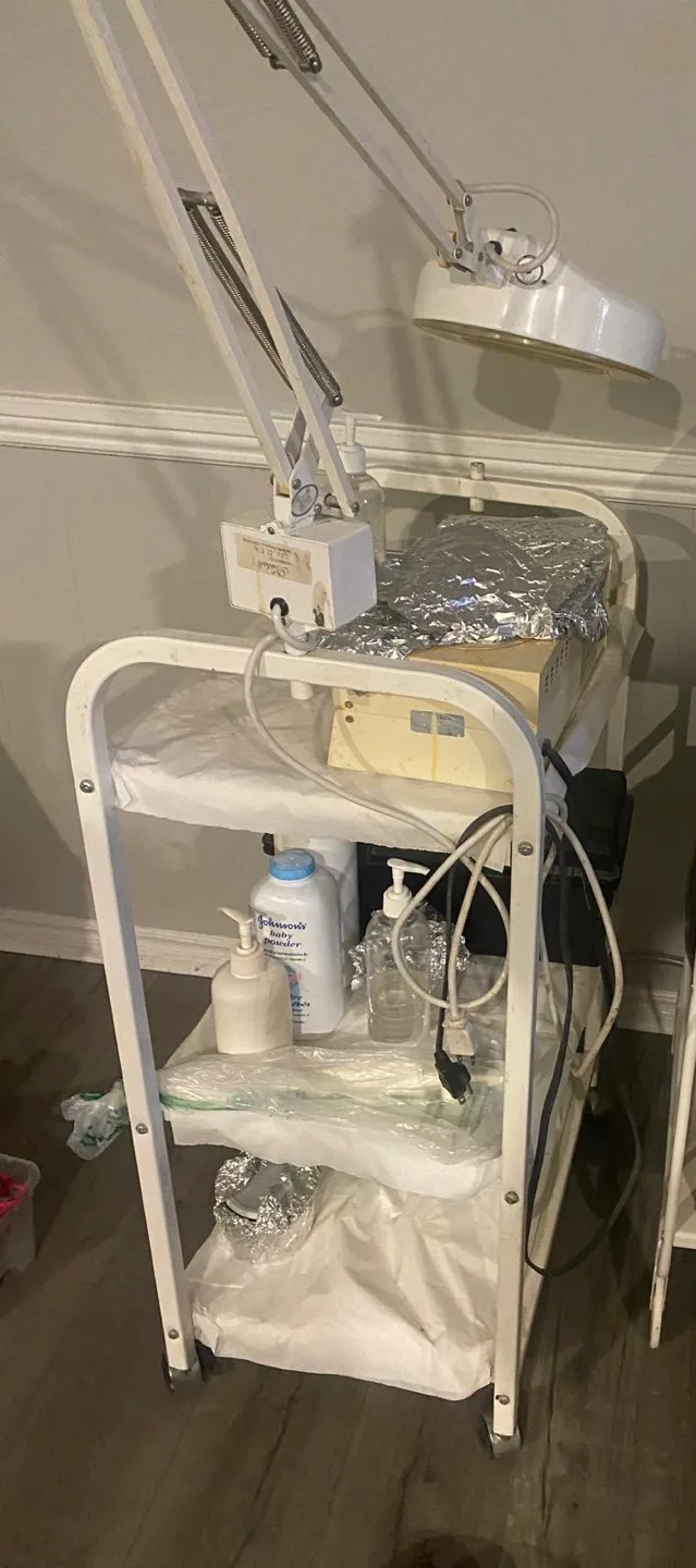 Esthetician Rolling Cart with Magnifying Lamp thumbnail