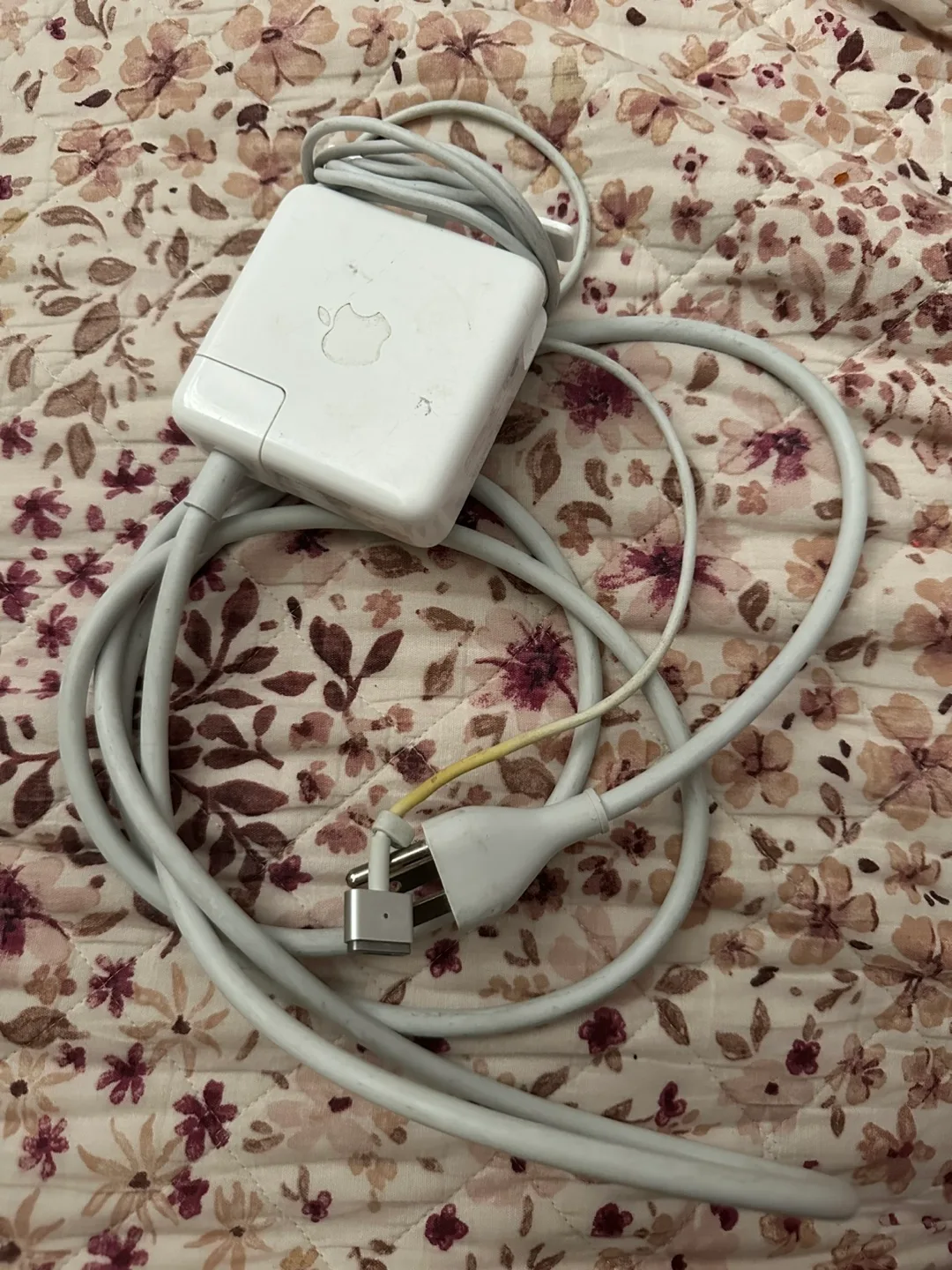 MacBook Pro (13-inch, Early 2015) -Selling for Parts or Repair image indicator(6)