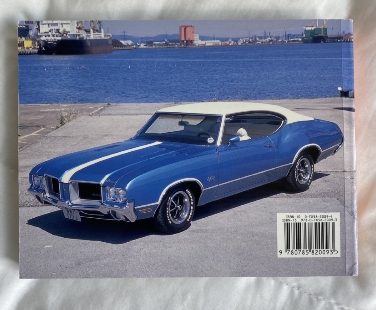 The Ultimate Guide to Muscle Cars Book - photo 2