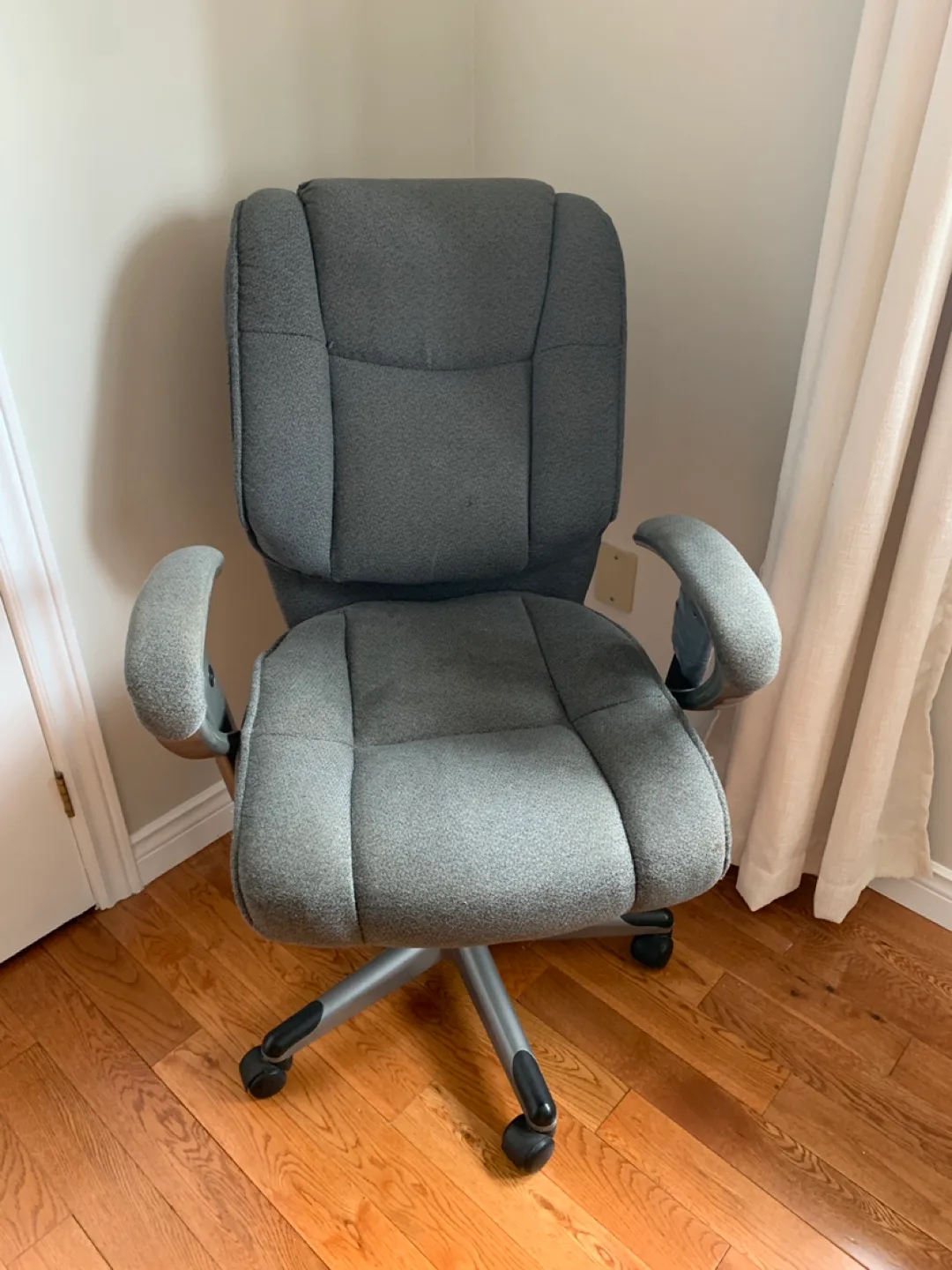 Grey Office Chair thumbnail