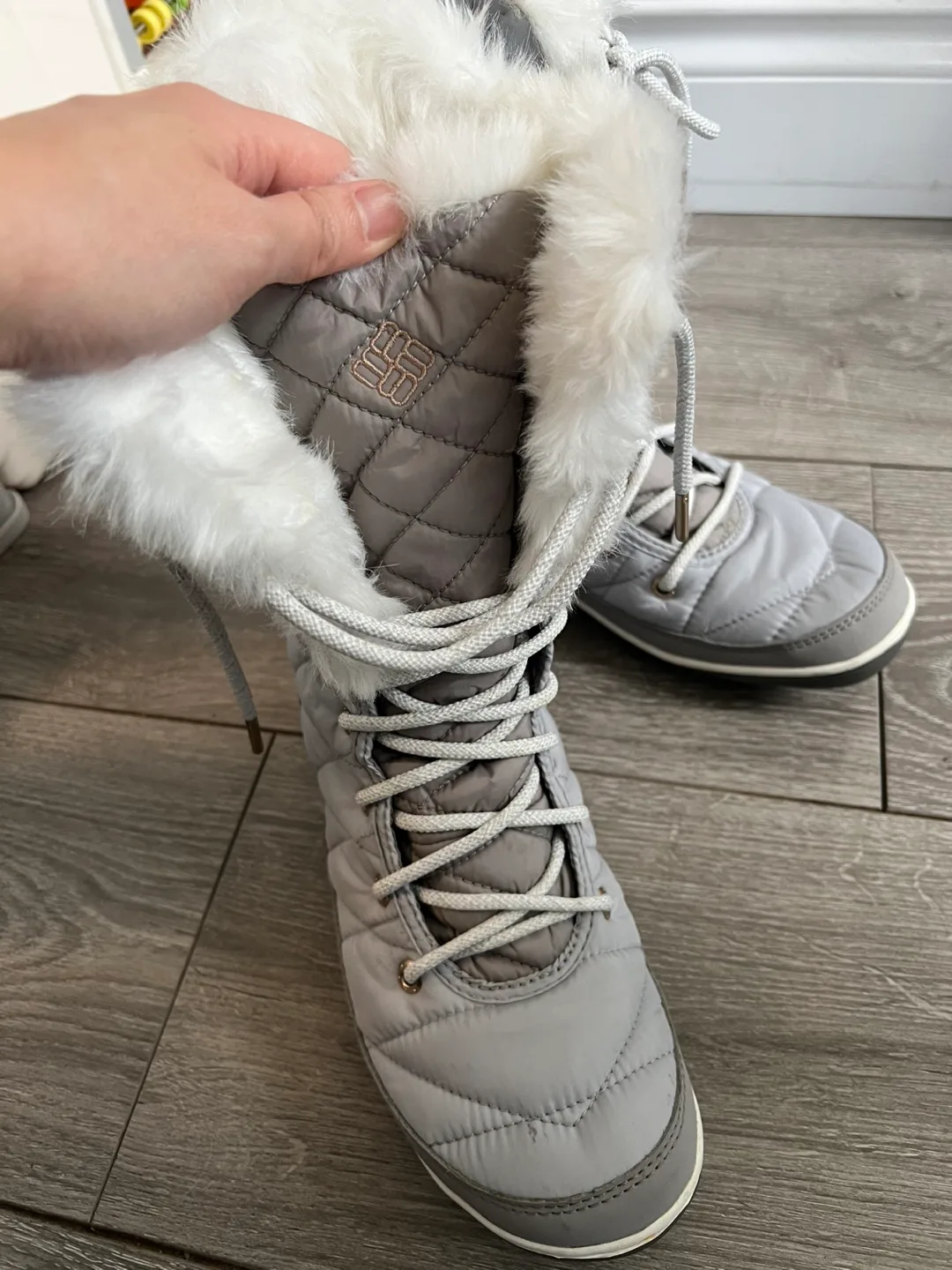 Columbia Winter High Cut Boots Omni Grip image indicator(5)