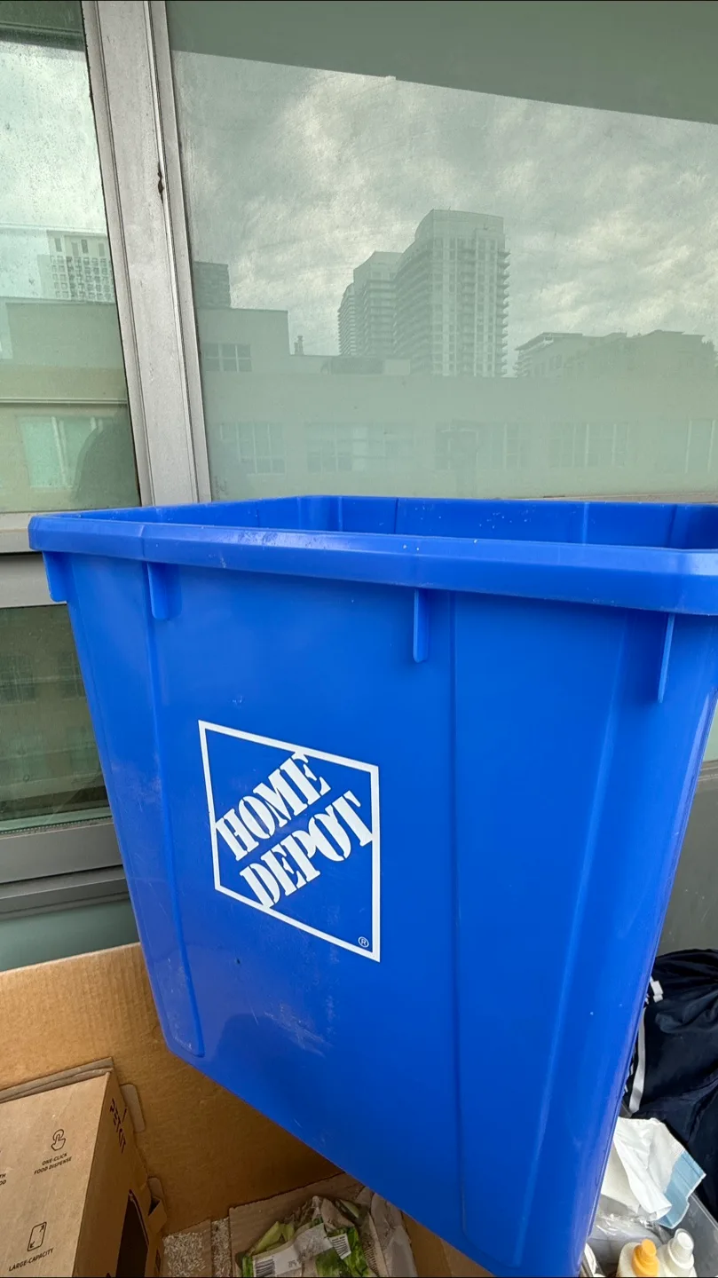 Swiffer WetJet Mop and home depot recycle bin image indicator(2)