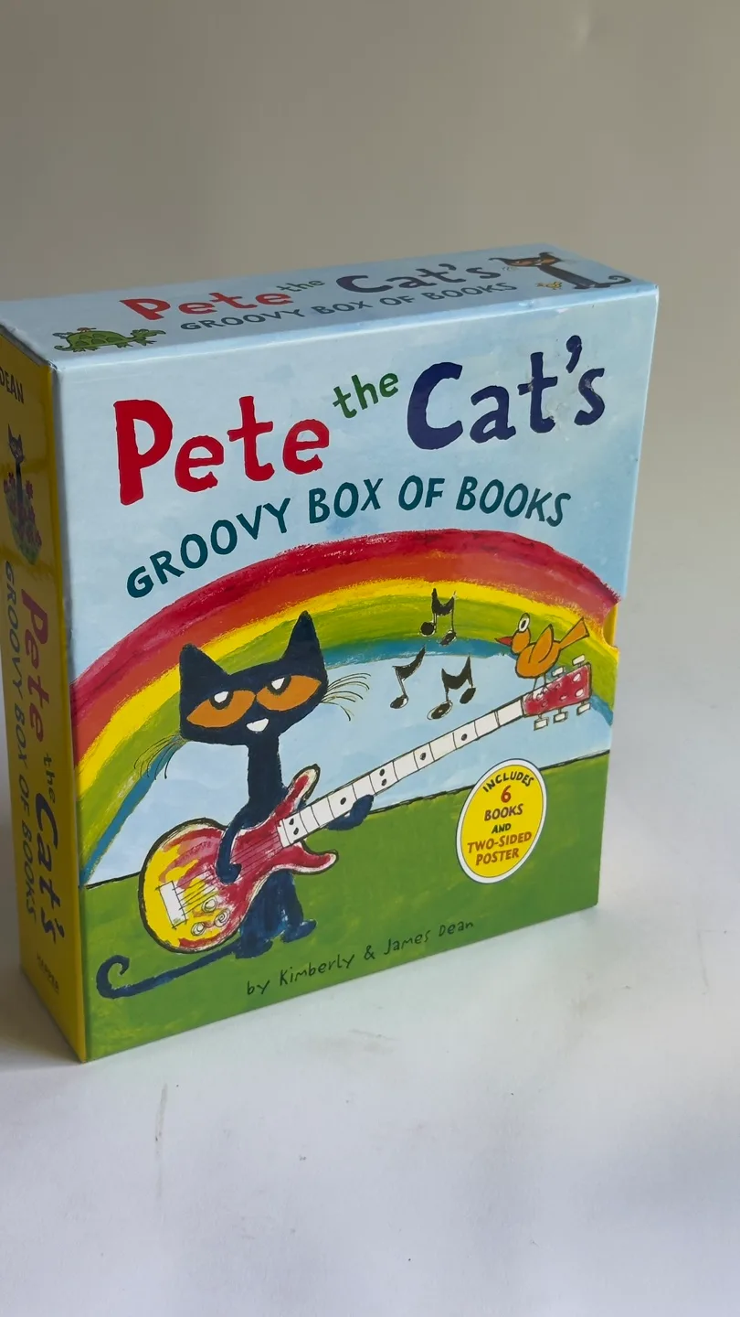 Pete the Cat's Groovy Box of Books image indicator(4)