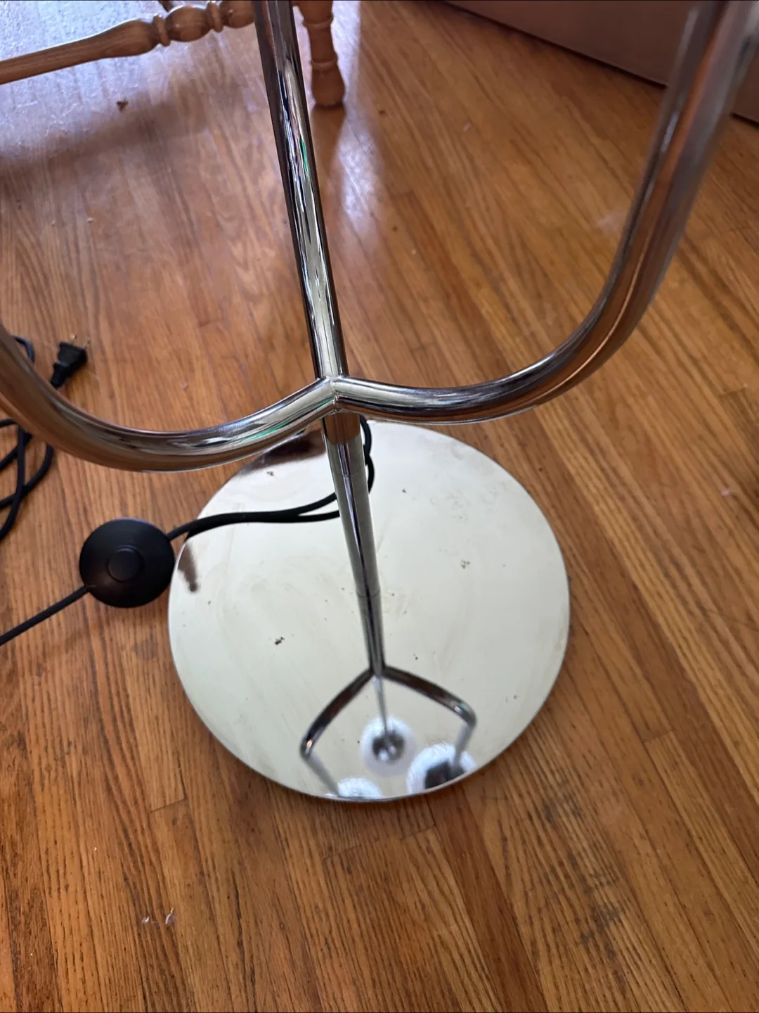 IKEA Globe Floor Lamp image indicator(3)