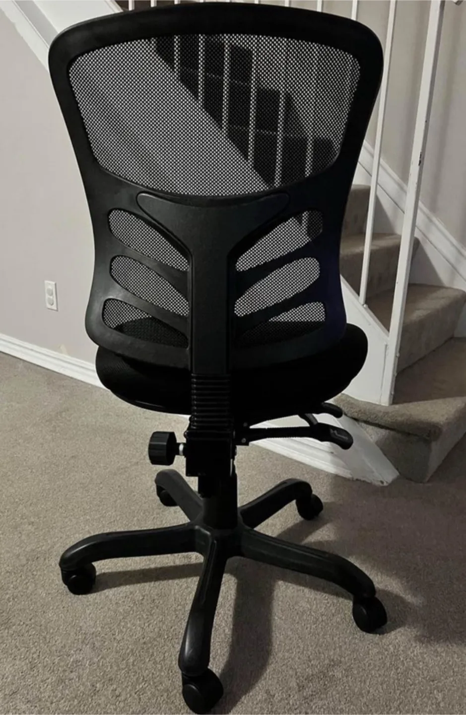 NEW Assembled Adjustable Mid-Back Mesh Desk Chair image indicator(6)