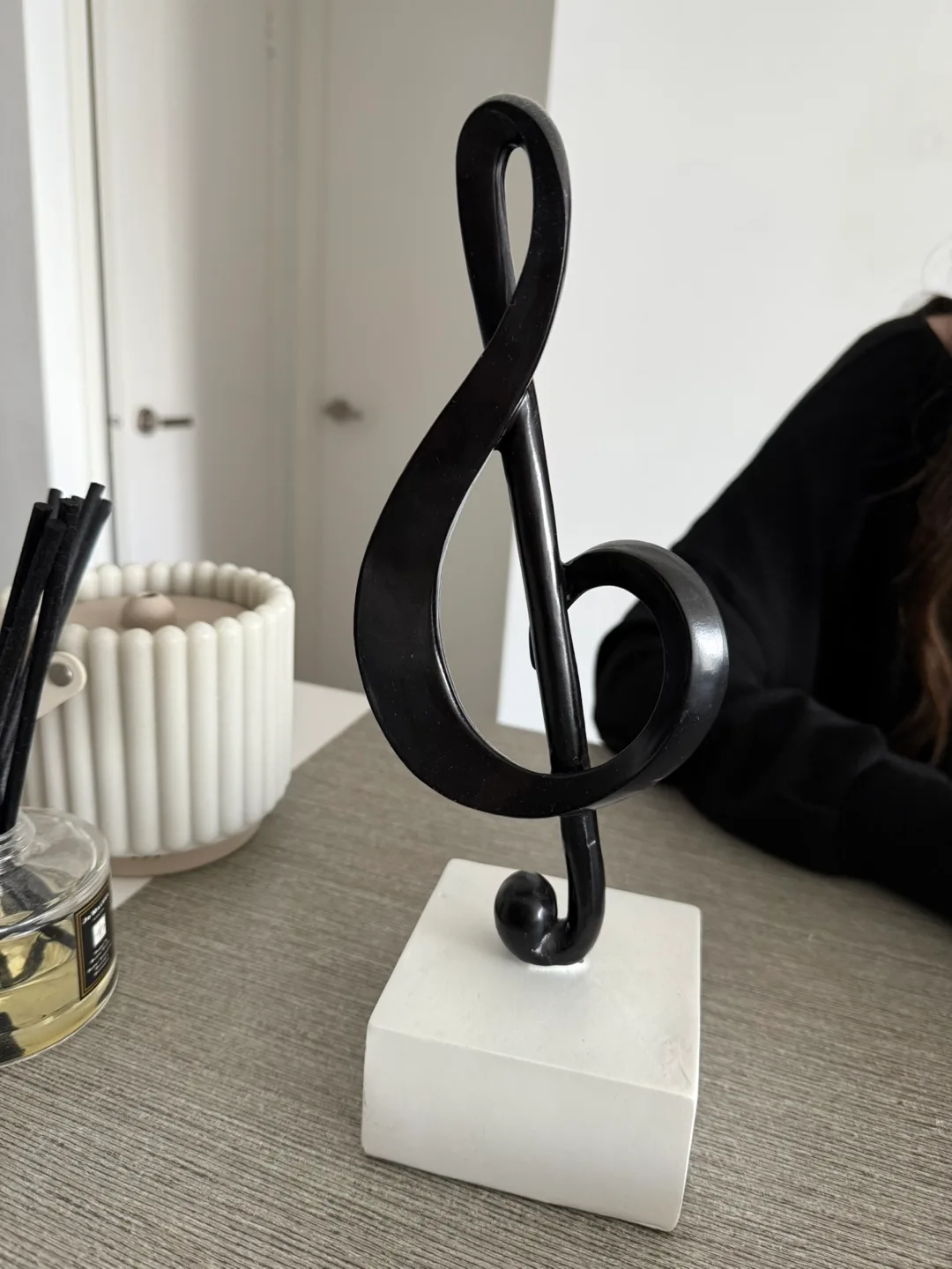 Treble Clef Decorative Sculpture thumbnail
