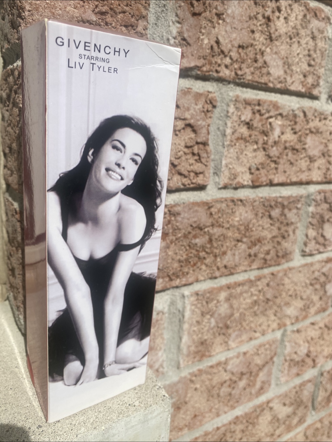 Givenchy Absolutely Irrésistible Perfume 75ml - photo 2