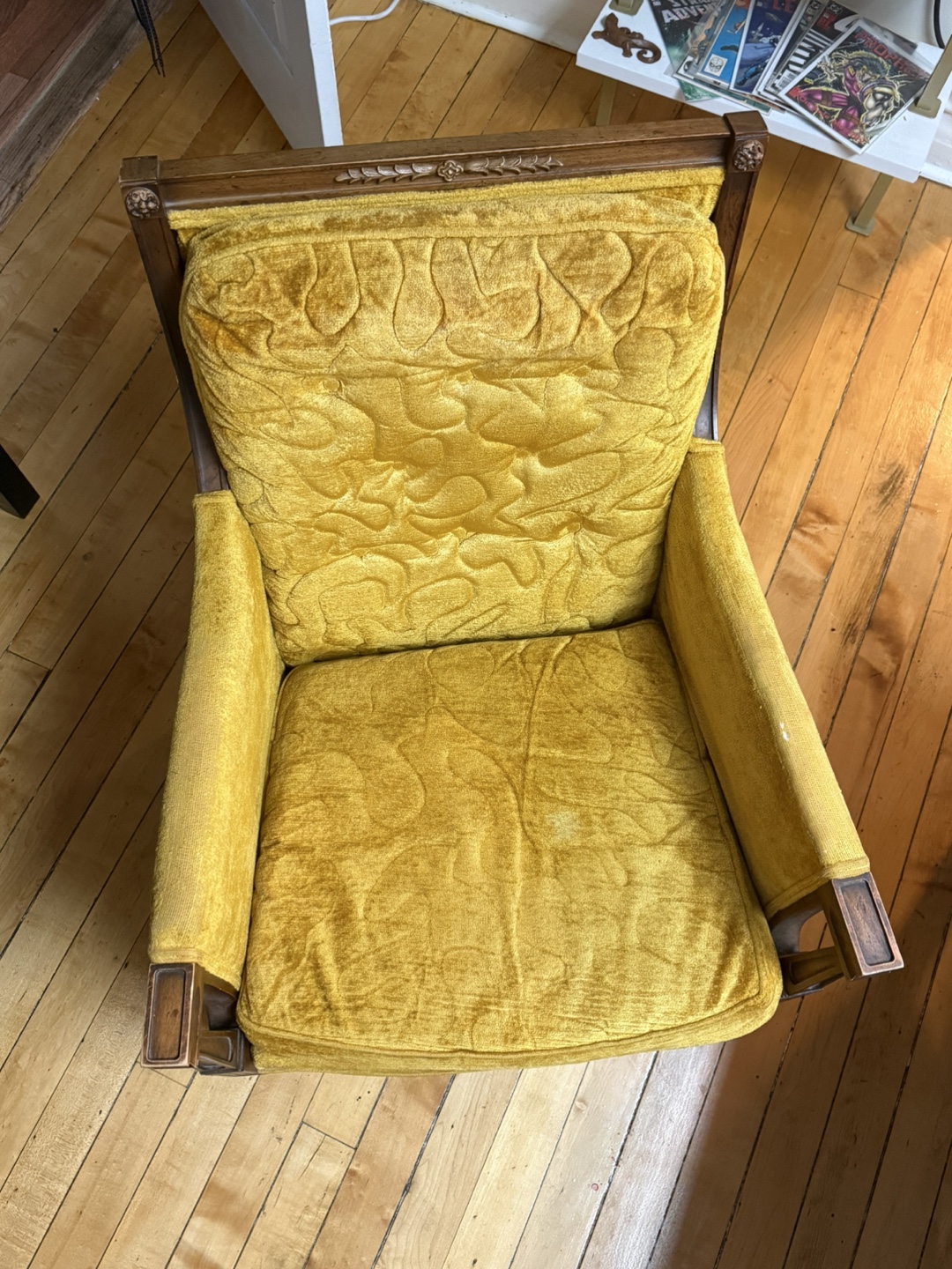 Vintage Yellow Armchair - photo 2