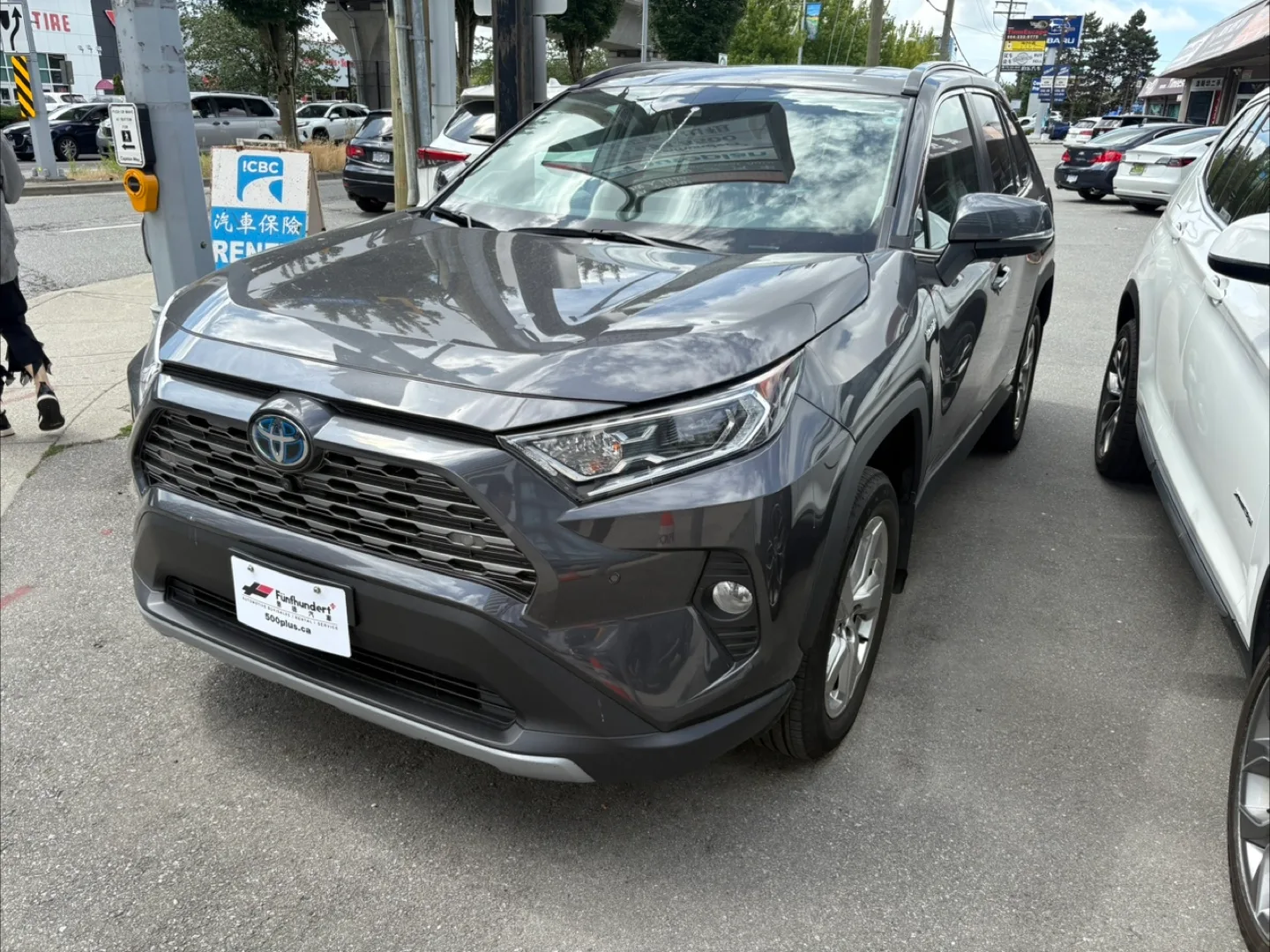 2019 Toyota RAV4 Hybrid Limited thumbnail