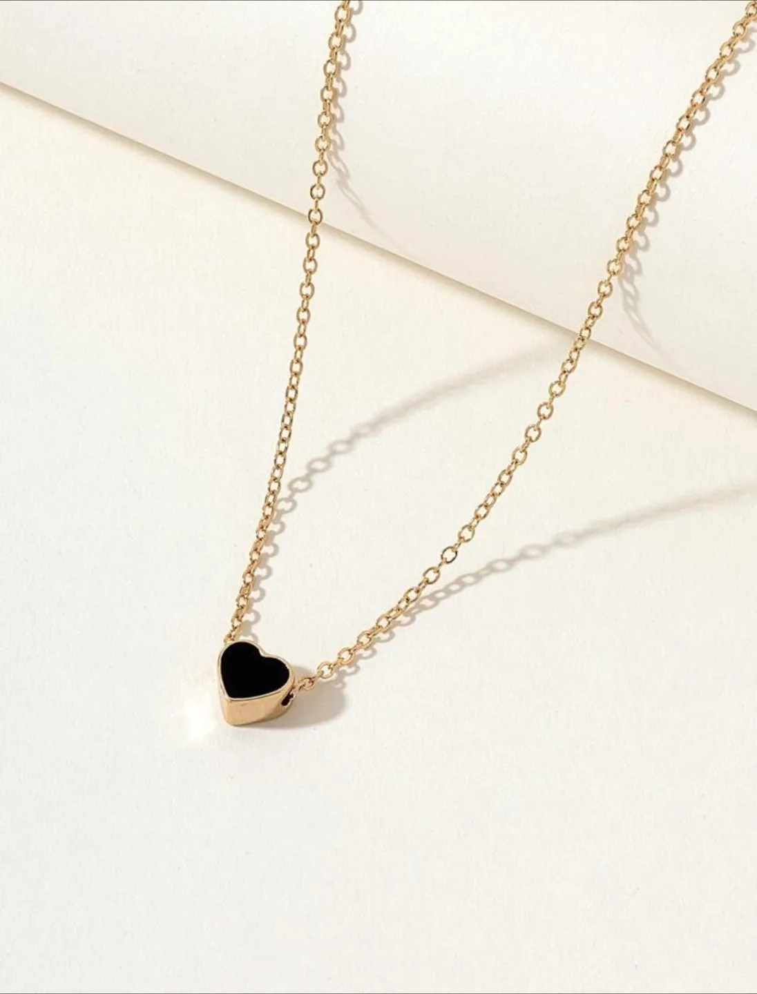 Gold Necklace thumbnail