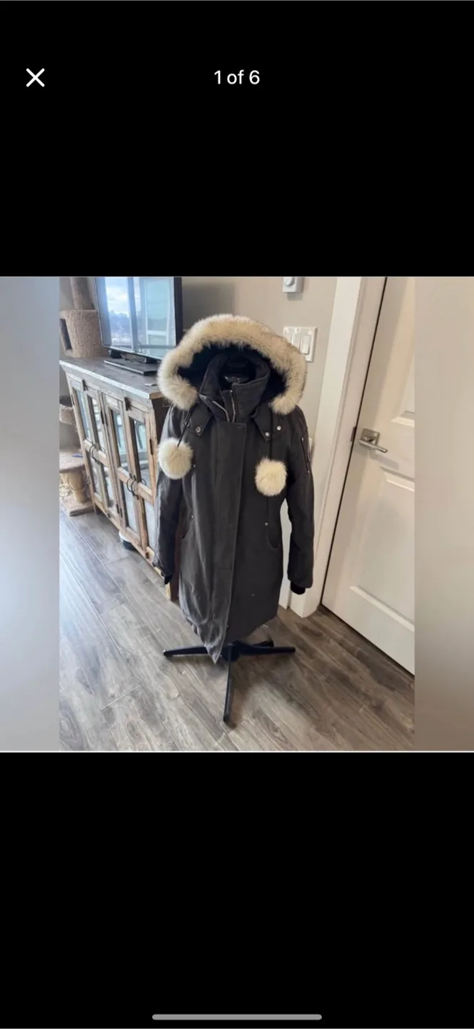 Moose Knuckles Down Parka - Size M thumbnail