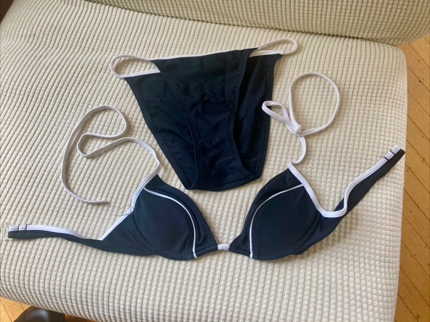 Black & White Trim Bikini Set thumbnail
