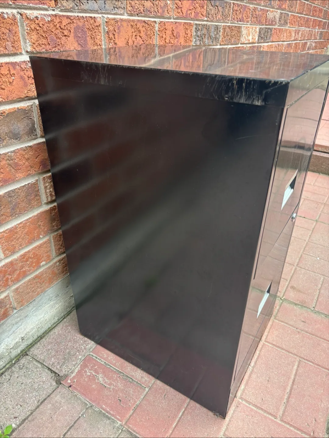 Black Metal Filing Cabinet - 2 Drawers image indicator(4)