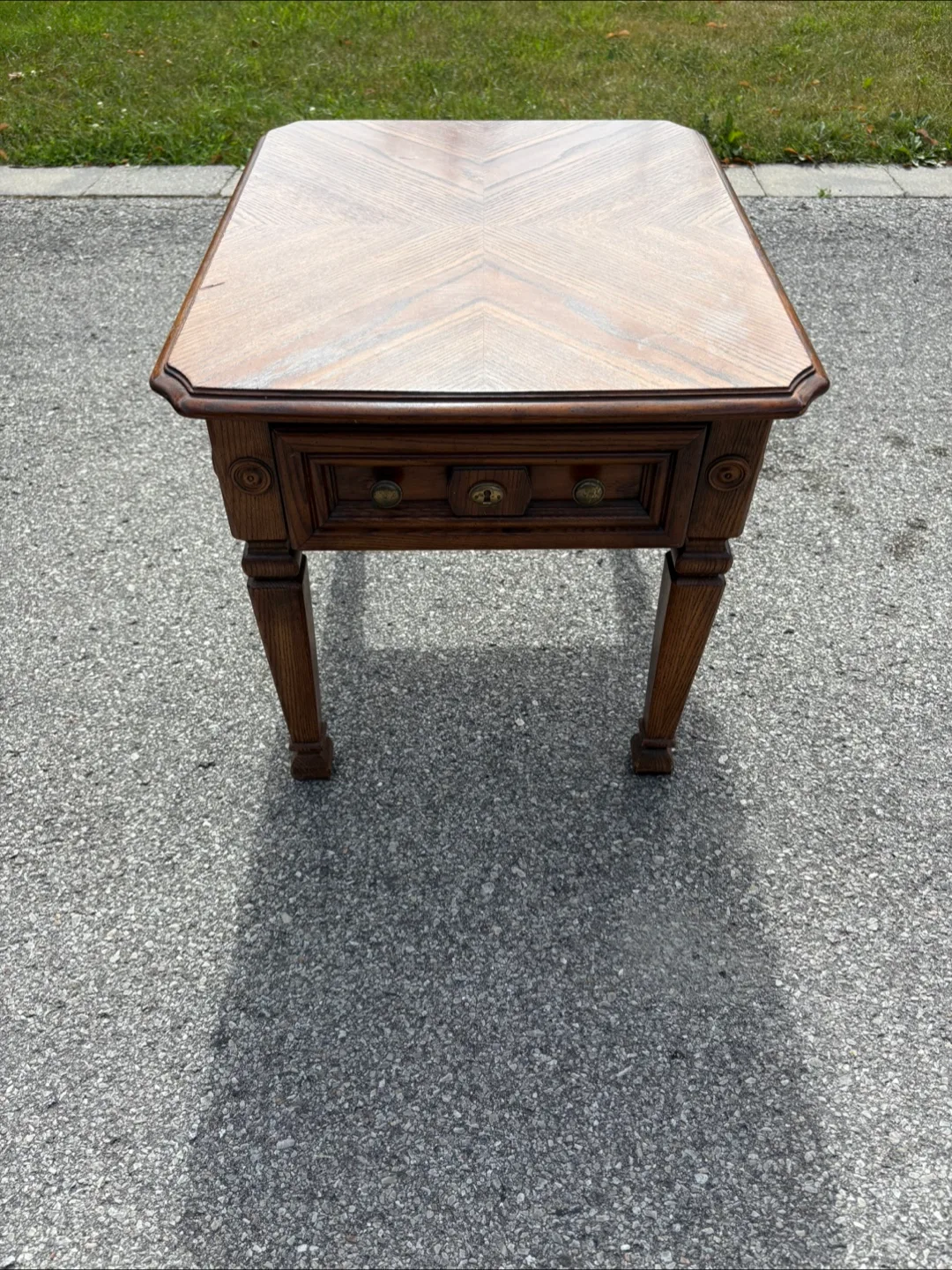 ✅ Solid Wood End Table – DIY Project / Rustic Look thumbnail