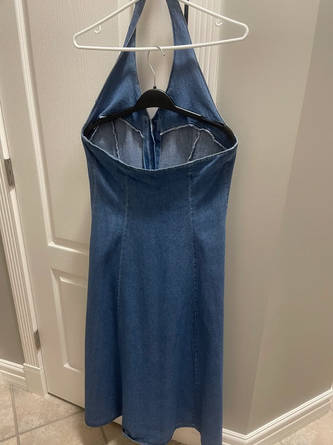 *REDUCED* again! Nevada Jeanswear Denim Halter Dress - Size 12 image indicator(5)