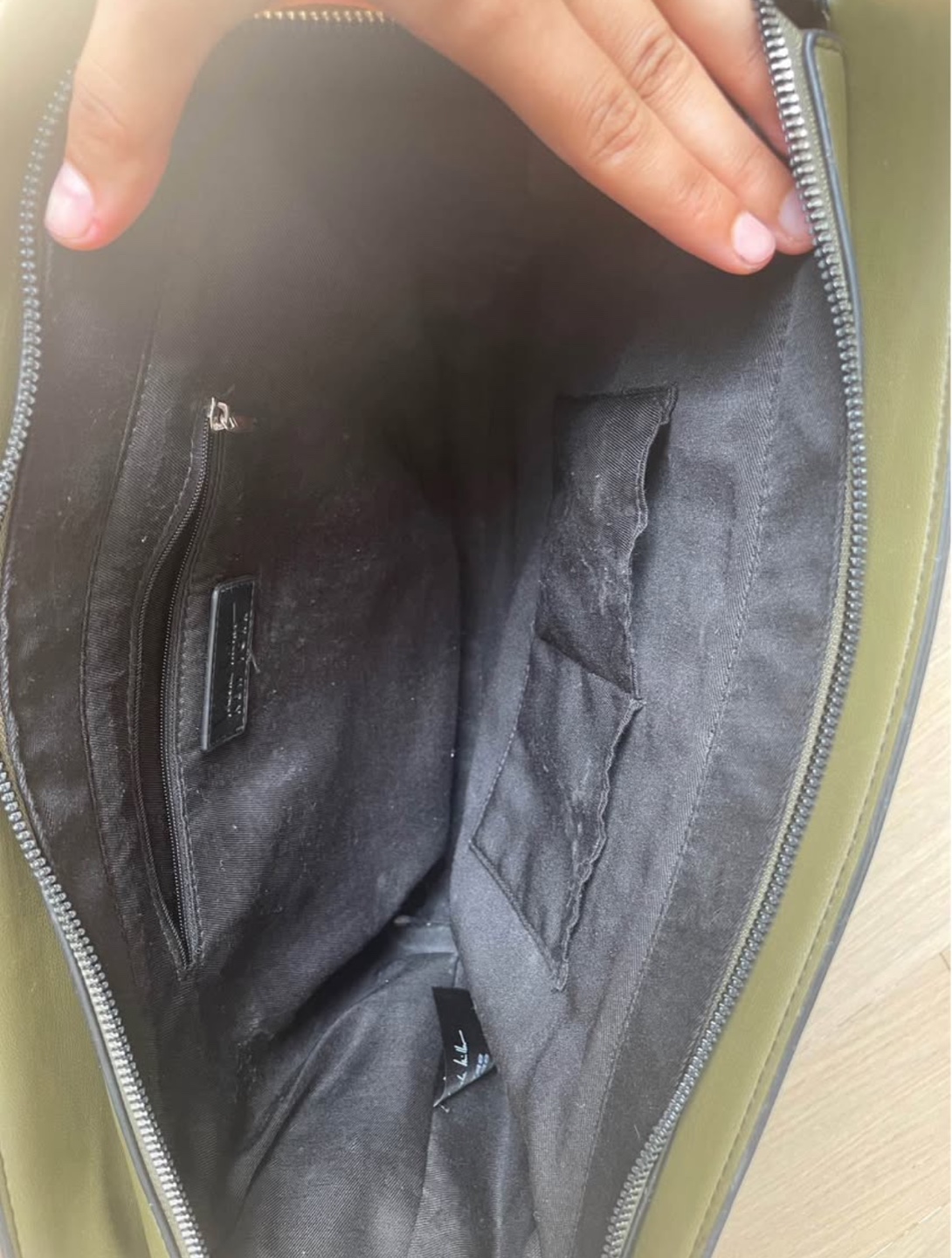 Nicole Miller Black & Olive Green Tote Bag - photo 3