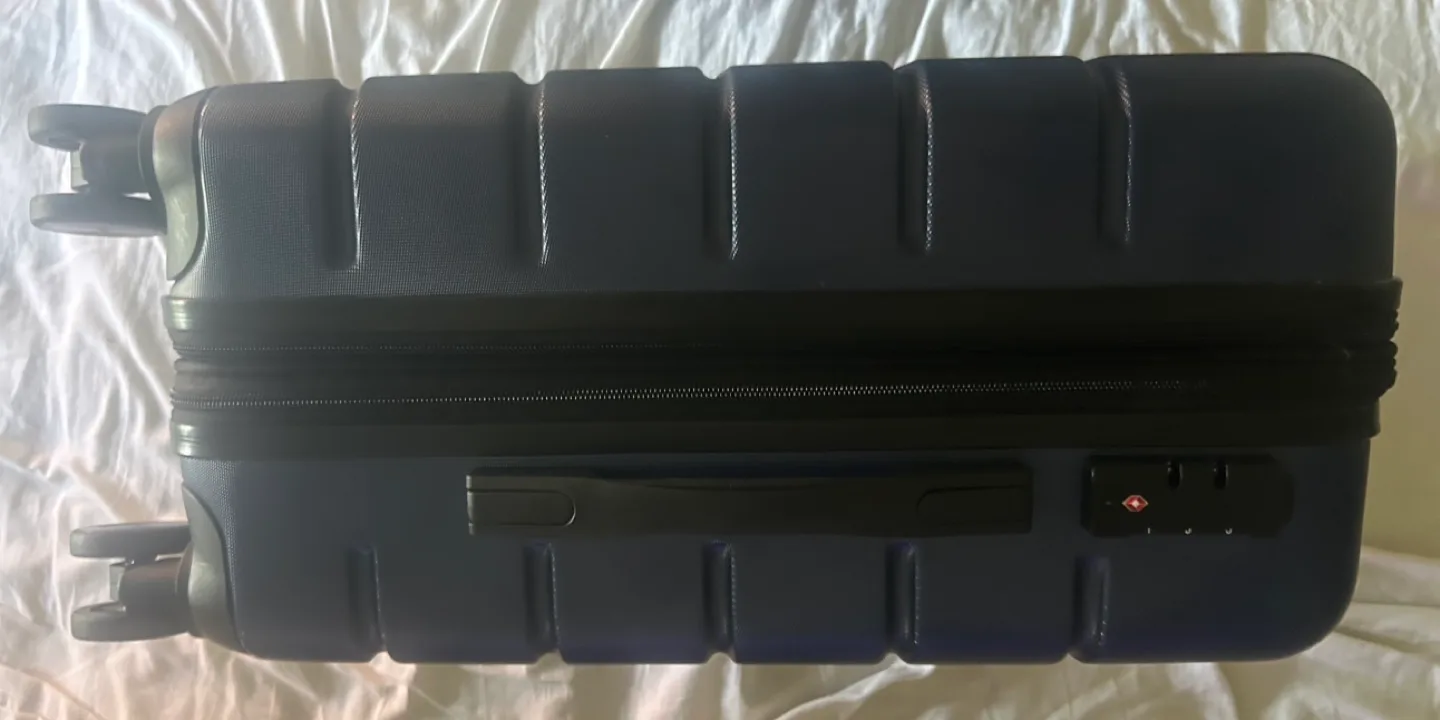 Navy Blue Hard Shell Spinner Carry On Luggage, NEW, 22”x14” image indicator(3)