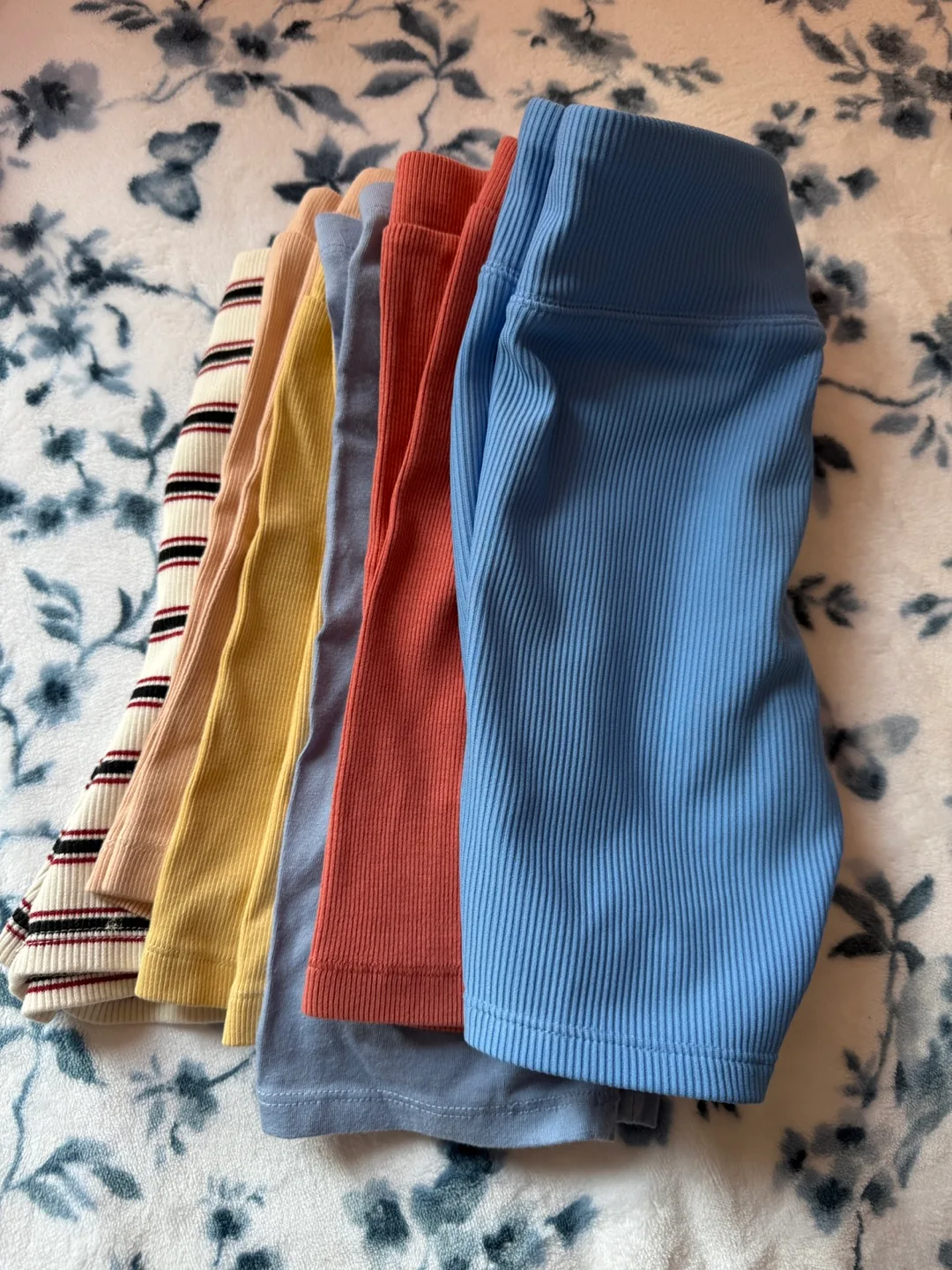H&M Girls' Bike Shorts - Assorted Sizes & Colours thumbnail