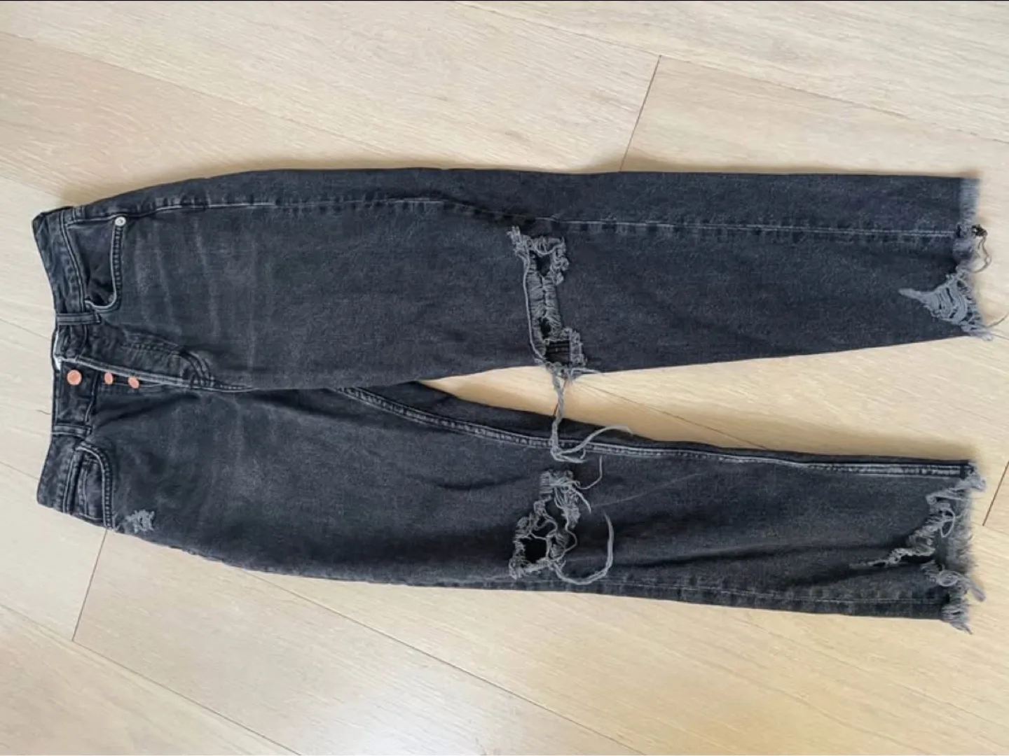 Zara Black Distressed Jeans thumbnail