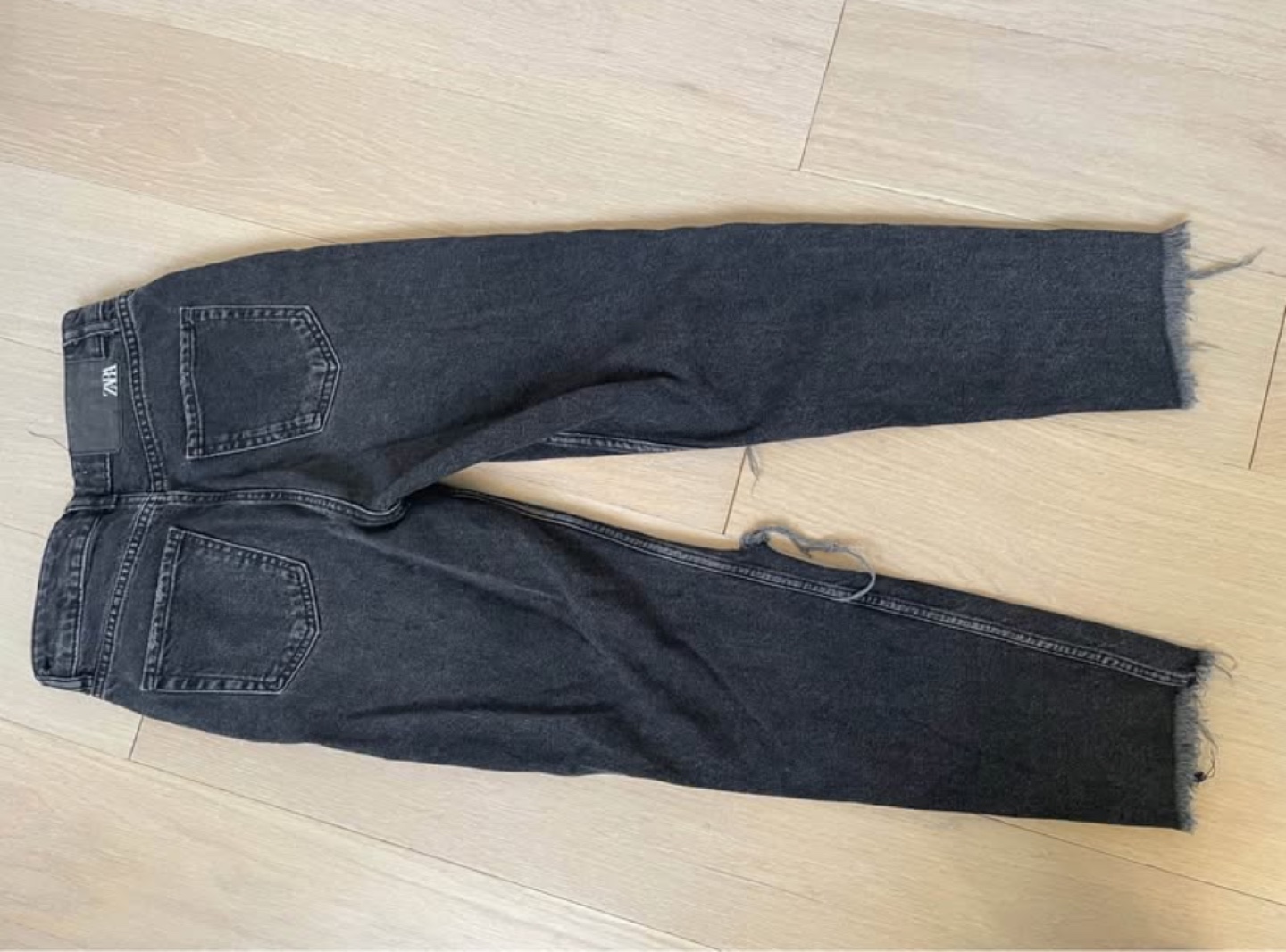 Zara Black Distressed Jeans - photo 2