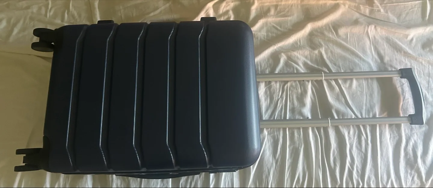 Navy Blue Hard Shell Spinner Carry On Luggage, NEW, 22”x14” image indicator(10)