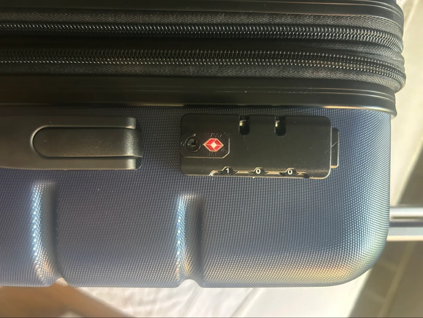 Navy Blue Hard Shell Spinner Carry On Luggage, NEW, 22”x14” image indicator(8)