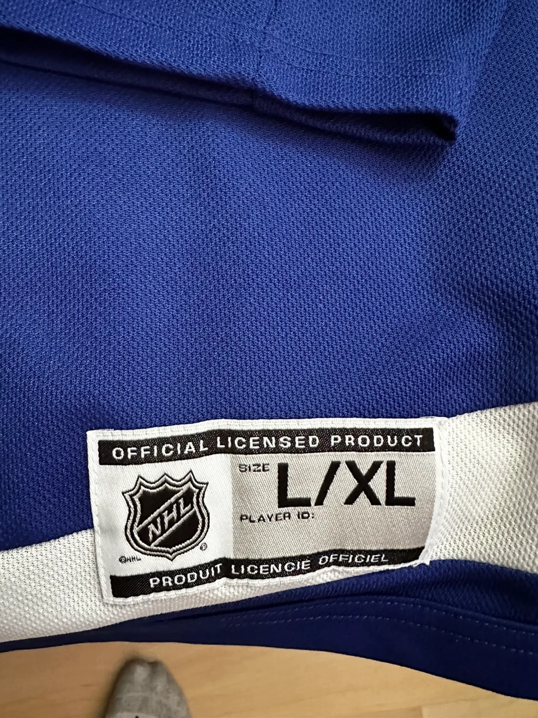 Reebok Toronto Maple Leafs Phaneuf Jersey L/XL image indicator(6)