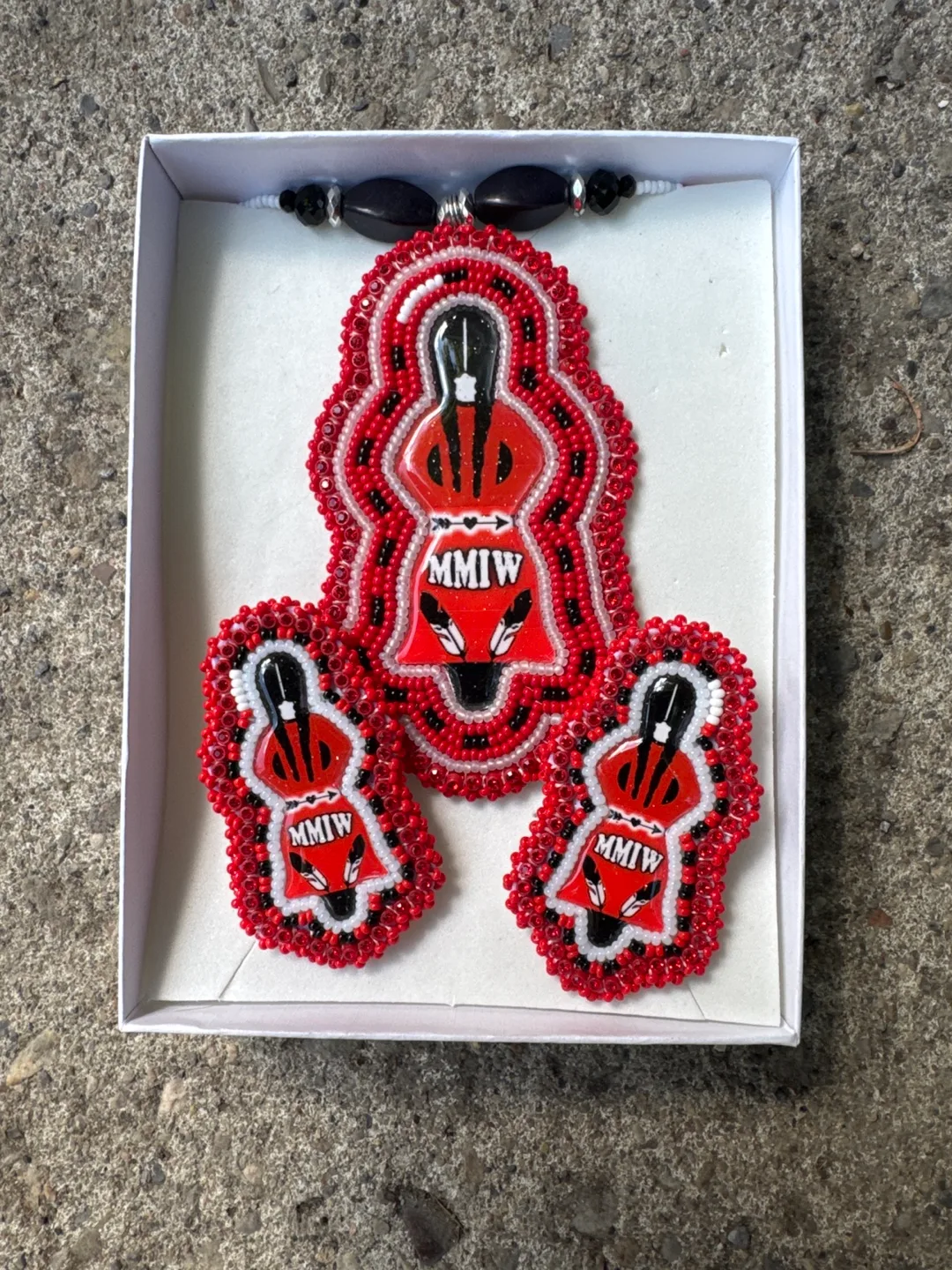 Handmade Beaded MMIW Necklace & Earrings Set thumbnail