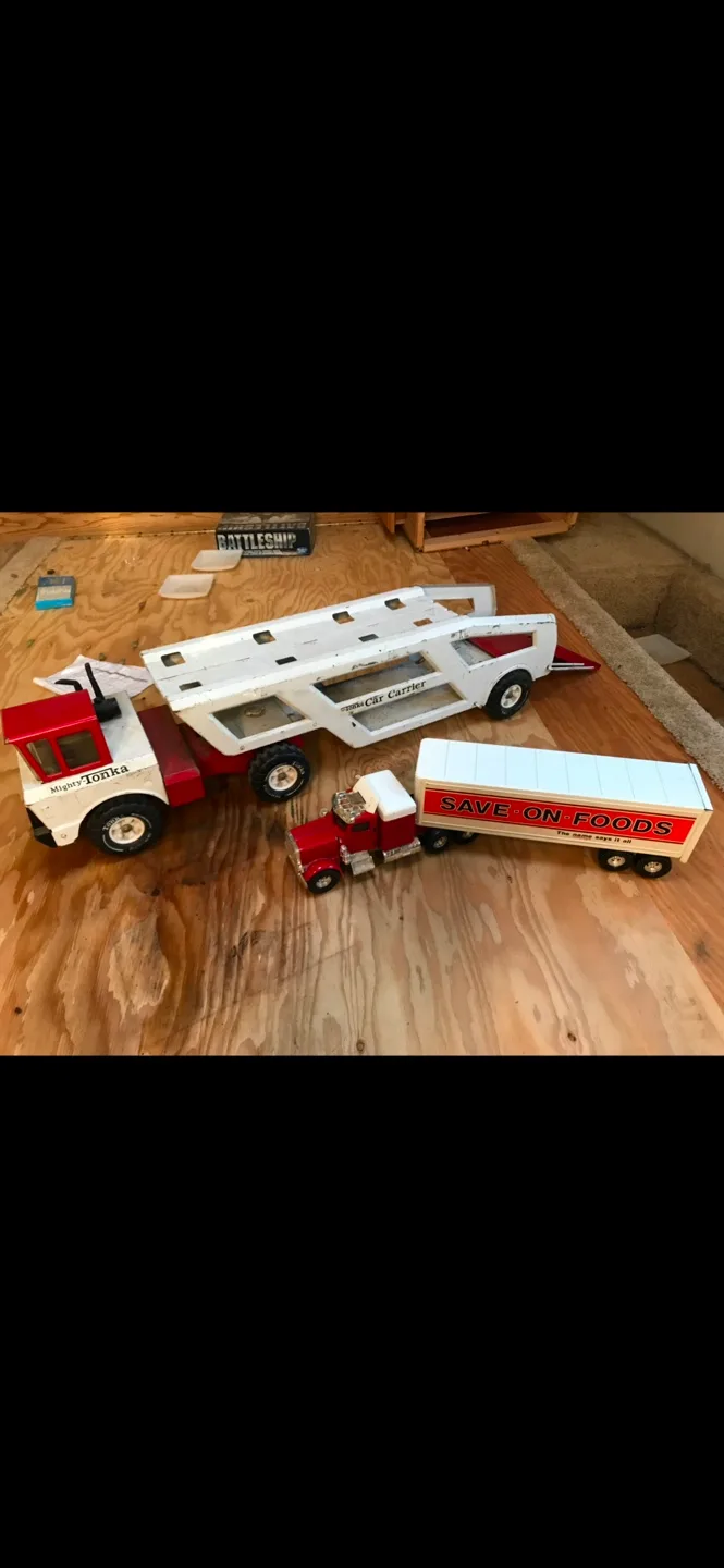 Vintage Tonka Car Carrier & Save On Foods Truck thumbnail