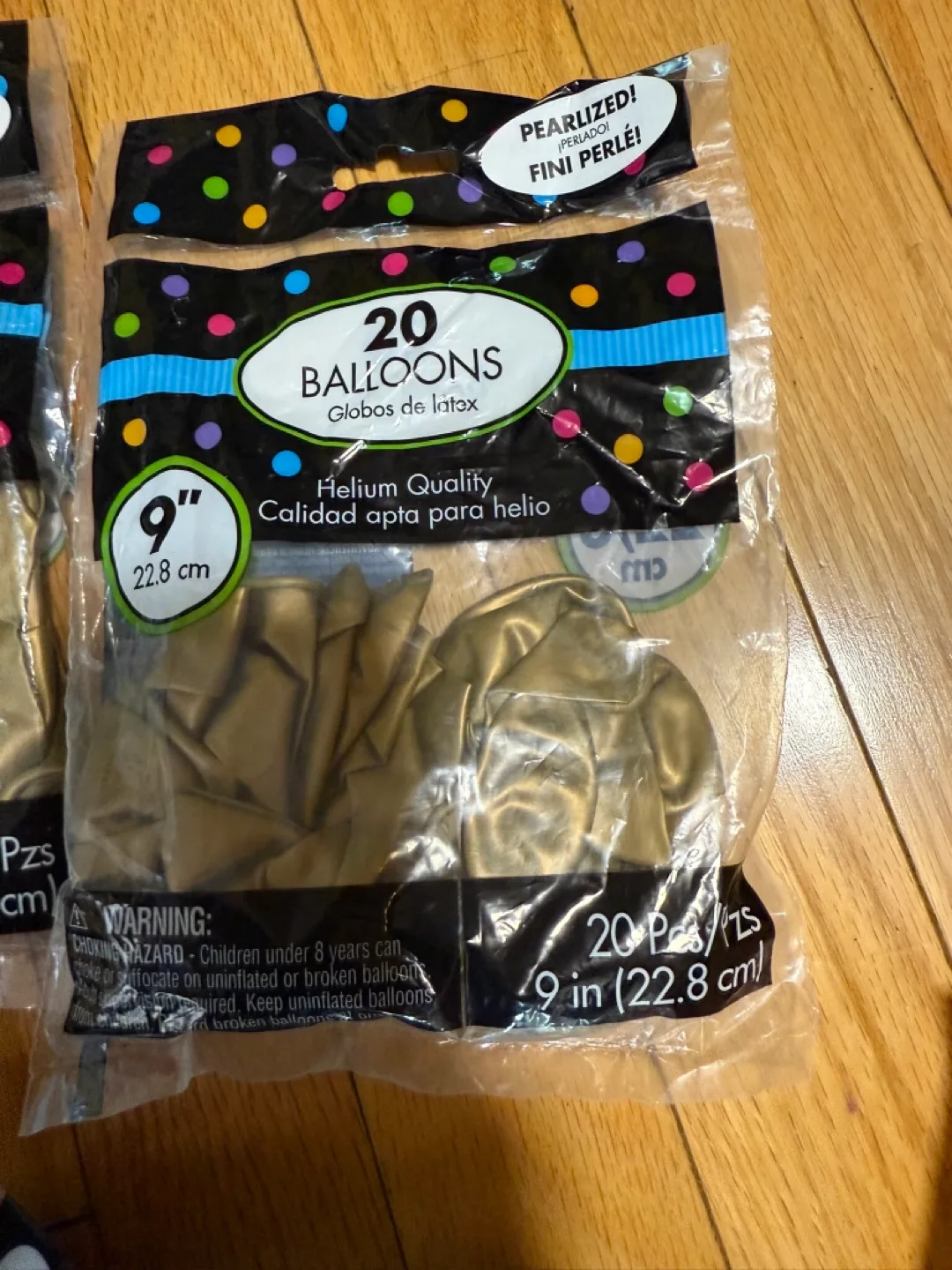 Latex Balloons with Hand Pump 🇨🇦🍁 image indicator(2)