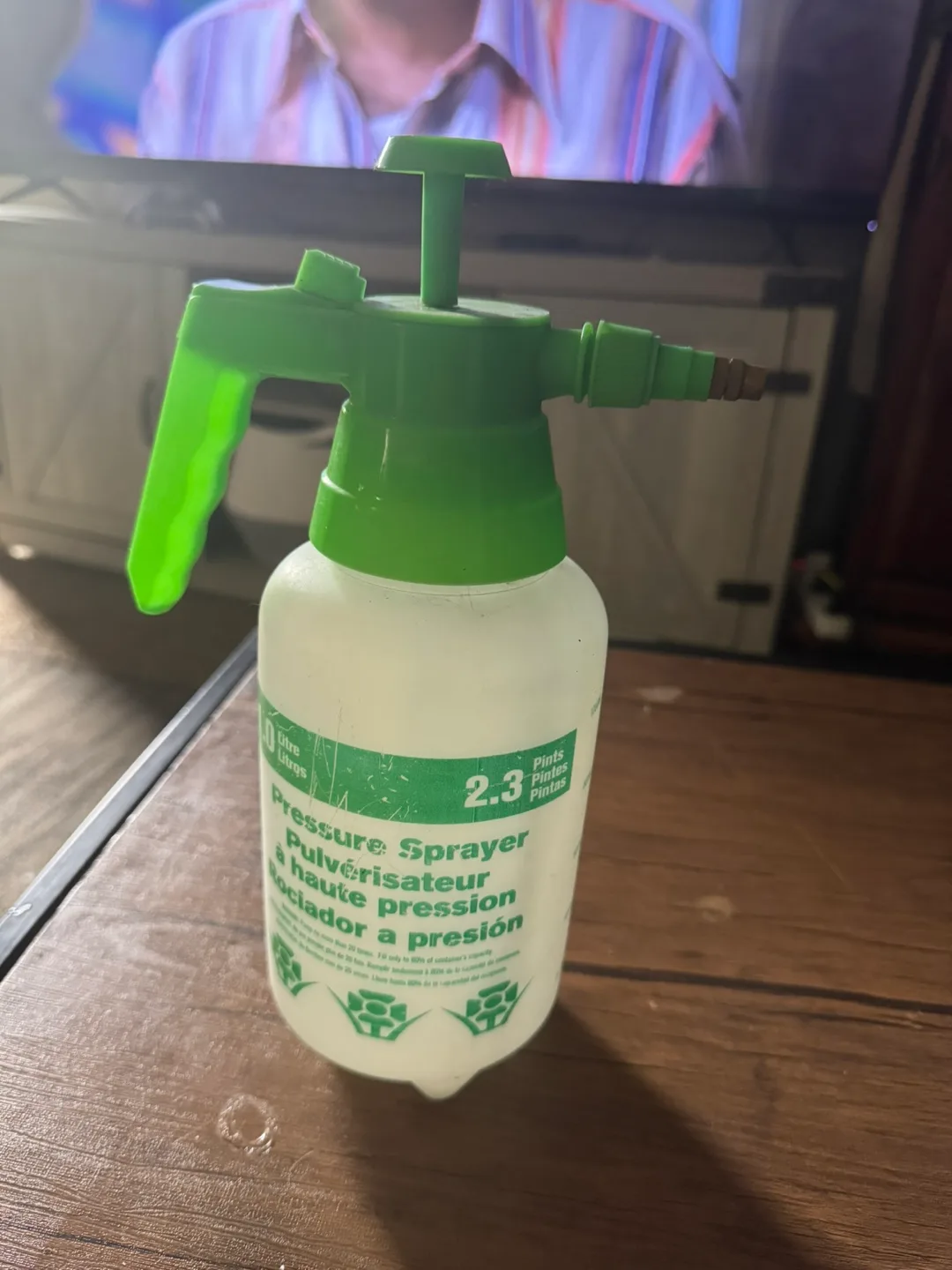 Pressure Sprayer - Pulvérisateur à haute pression thumbnail