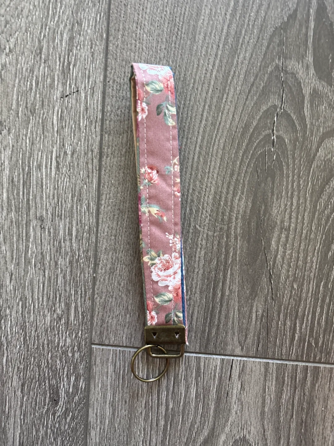 Floral Fabric Wristlet Keychain thumbnail