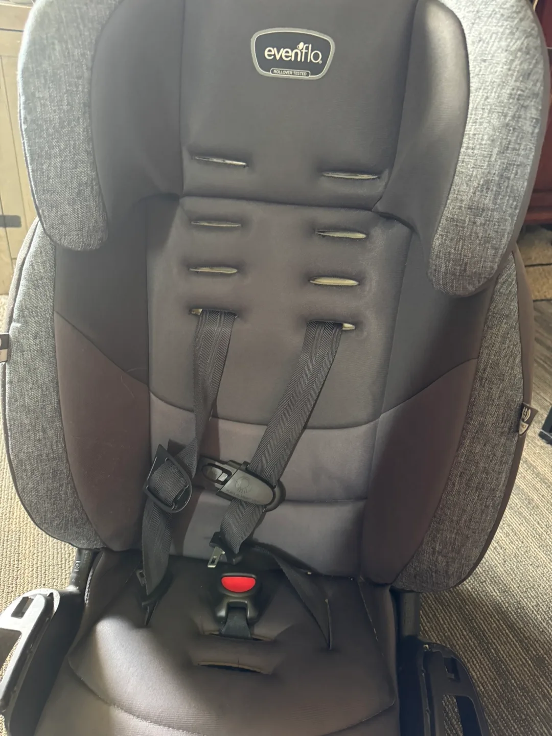 Evenflo EveryStage DLX Car Seat thumbnail
