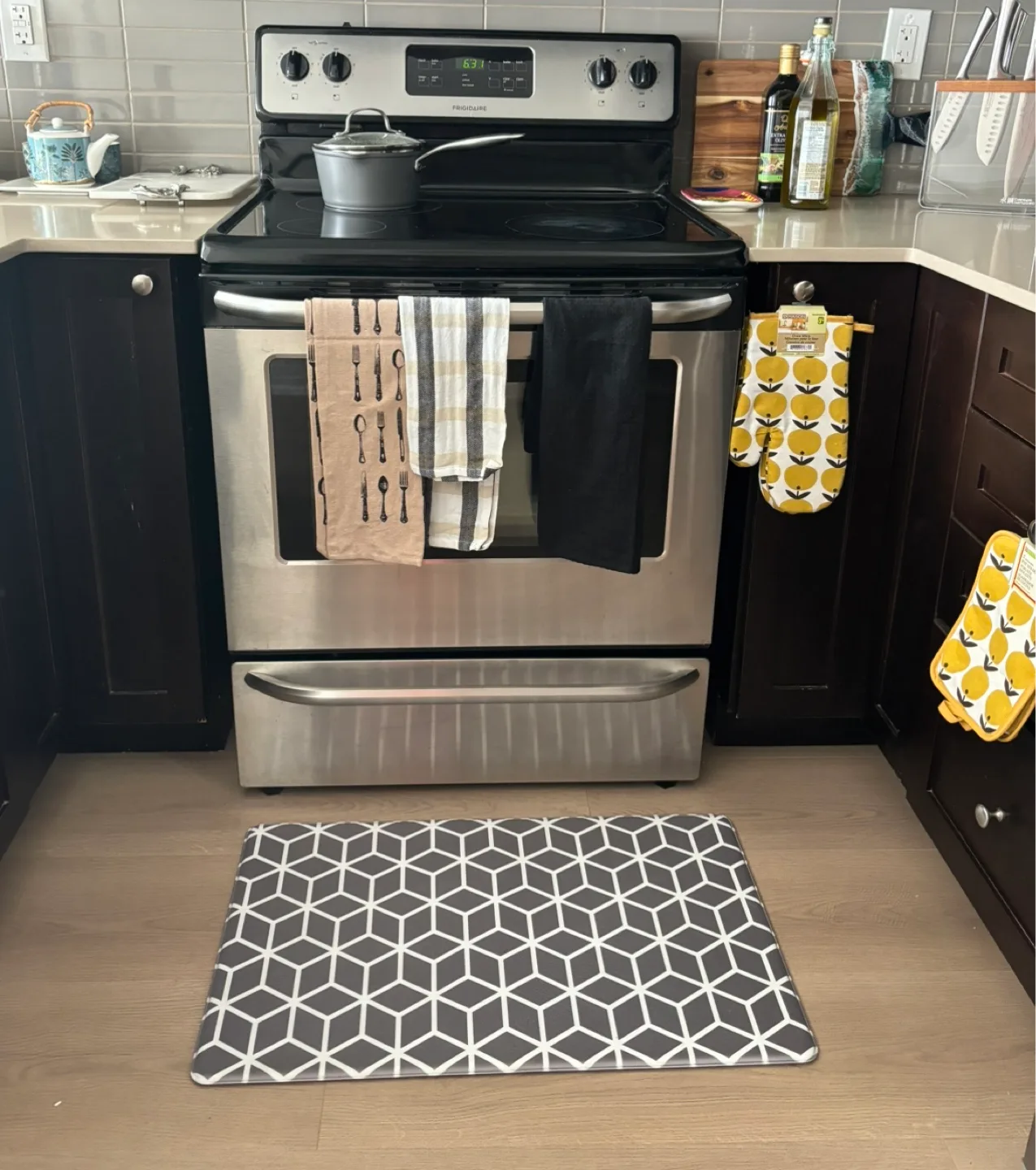 Anti-Fatigue Kitchen Mat thumbnail