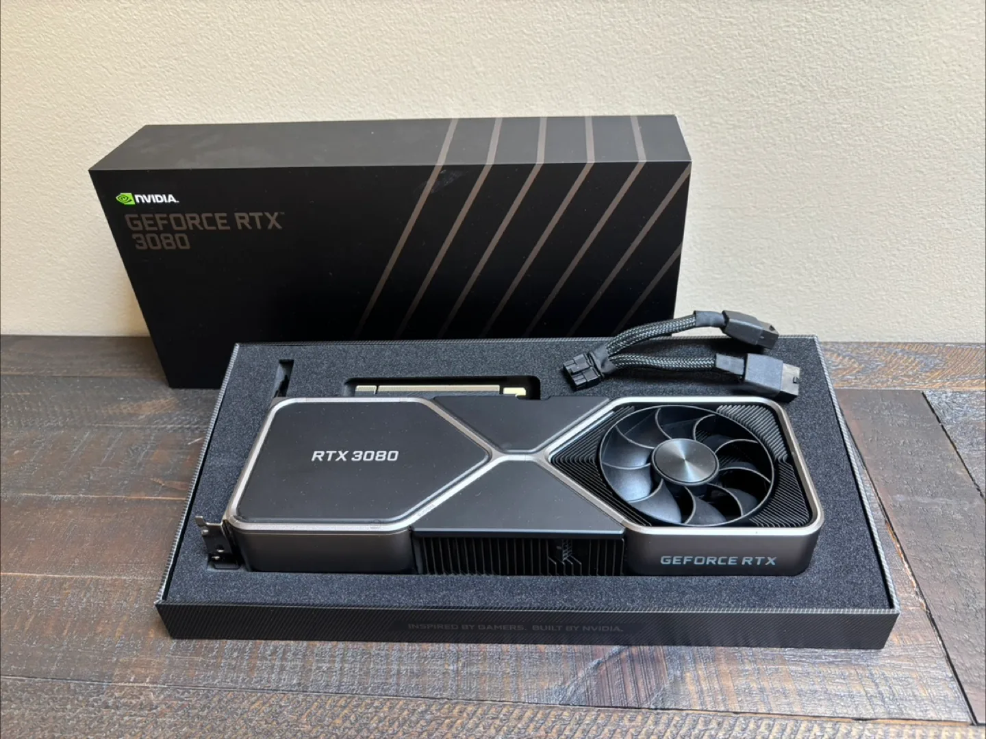🇨🇦Nvidia GeForce RTX 3080 Founders Edition thumbnail